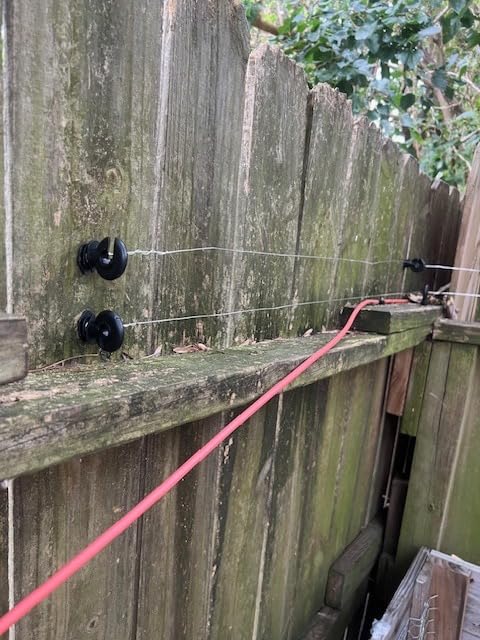 Zareba 17 Gauge Aluminum Wire for Electric Fencing, 250 ft Spool | Rust-Proof Aluminum, 90 lb Breaking Load, 38,000 PSI Tensile Strength, Fits All Post Types, Cattle and Horse Fencing customer photo 1