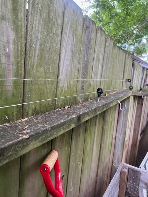 Zareba 17 Gauge Aluminum Wire for Electric Fencing, 250 ft Spool | Rust-Proof Aluminum, 90 lb Breaking Load, 38,000 PSI Tensile Strength, Fits All Post Types, Cattle and Horse Fencing customer photo 2