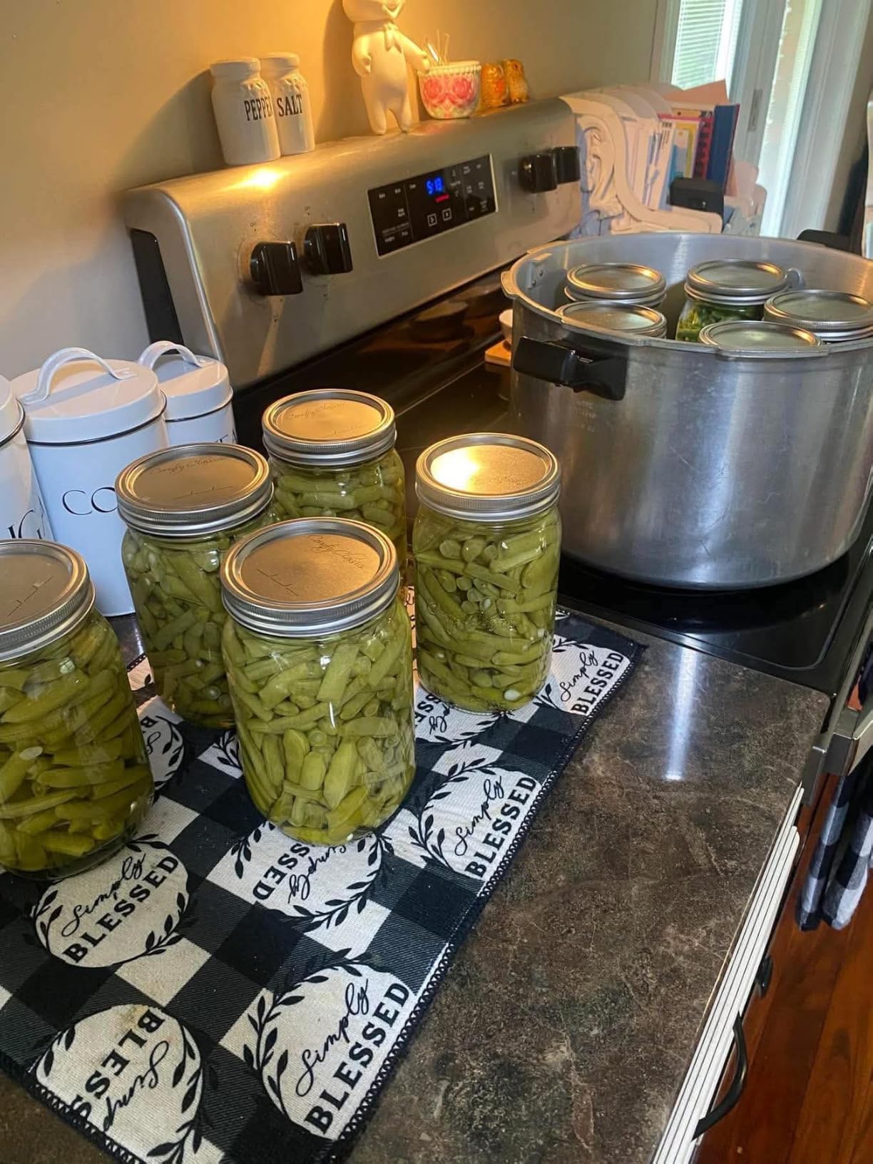 Presto 01755 16-Quart Aluminum Pressure Canner and Cooker customer photo 1