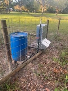 Brower 2 Door Heavy Duty Galvanized Steel Alloy Supplement Outdoor Hog Feeder with Free Acting Doors for 8 Full Grown Hogs and Pigs customer photo 1