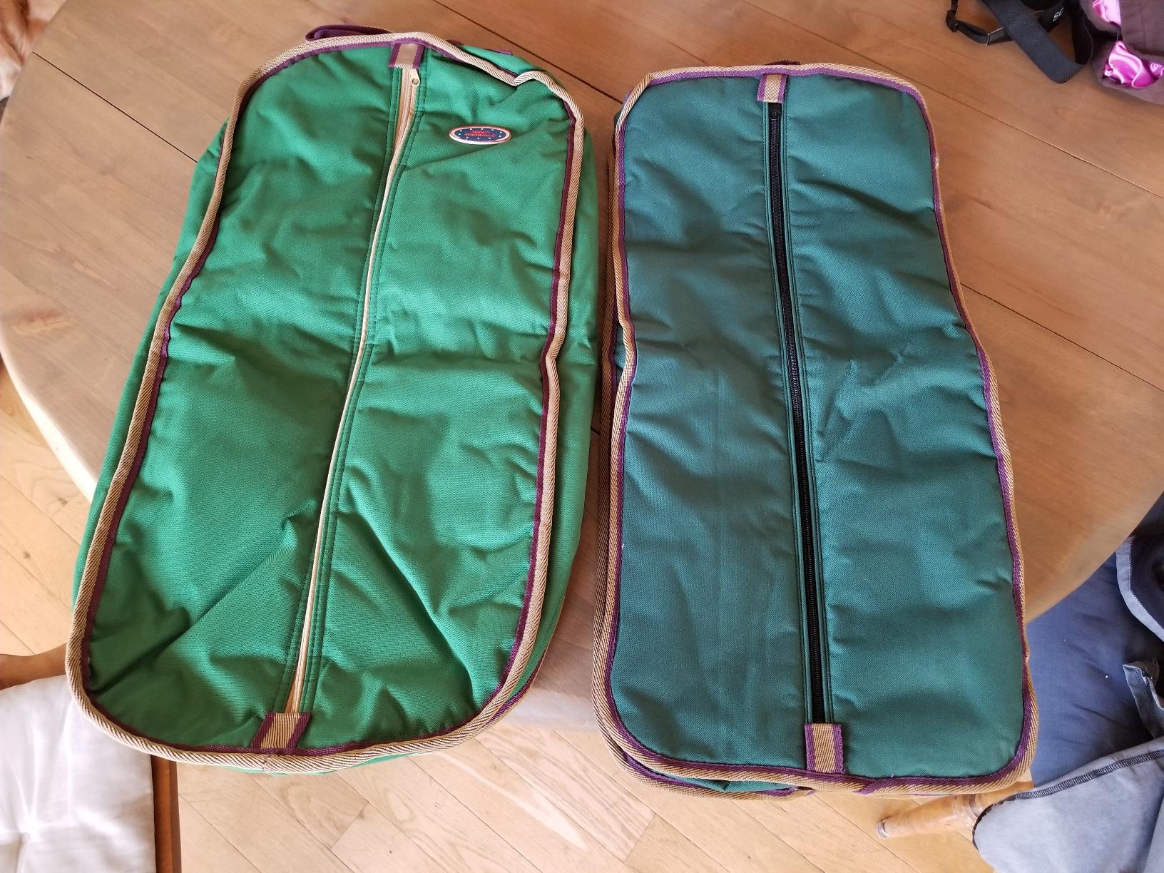 Derby Originals Padded 3 Layered Halter Bridle Carry Bag for Horse Tack - Keeps Tack Clean & Dry customer photo 1
