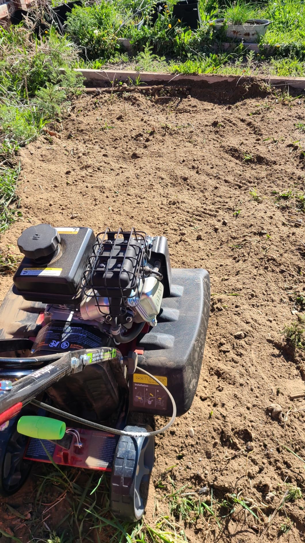 Earthquake 20015 Versa 2-in-1 Tiller Cultivator with a 99cc 4-Cycle Viper Engine, 2-in-1 Front Tine Tiller and Cultivator, Removable Side Shields and Outer Tines customer photo 2