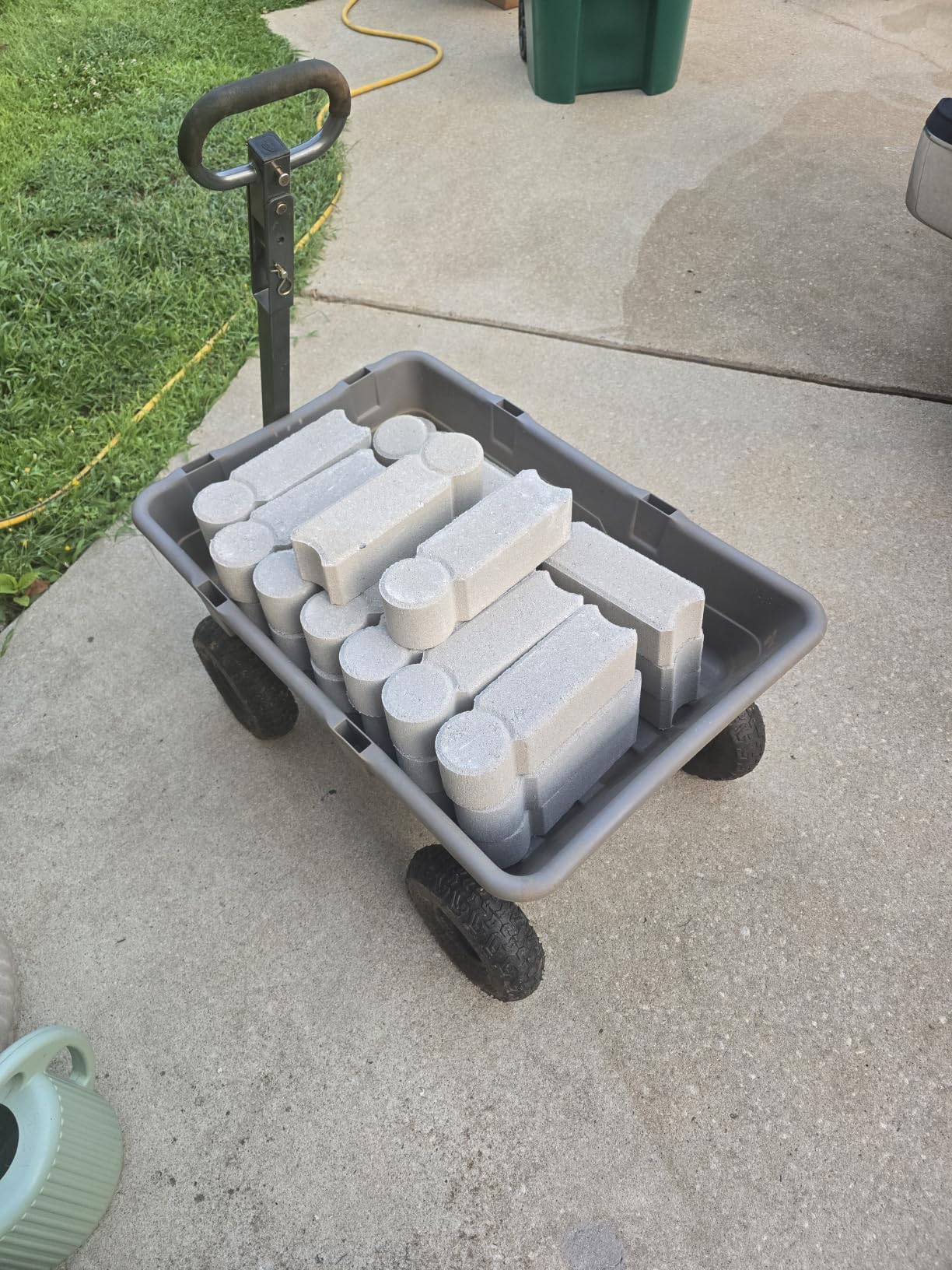Gorilla Carts Poly Dump Cart, 1200 lb. Capacity, 6 Cu Ft customer photo 2