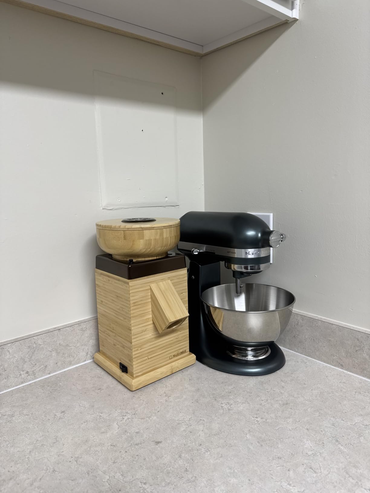 NutriMill Harvest Electric Stone Grain Mill, 450 Watt - Green customer photo 2