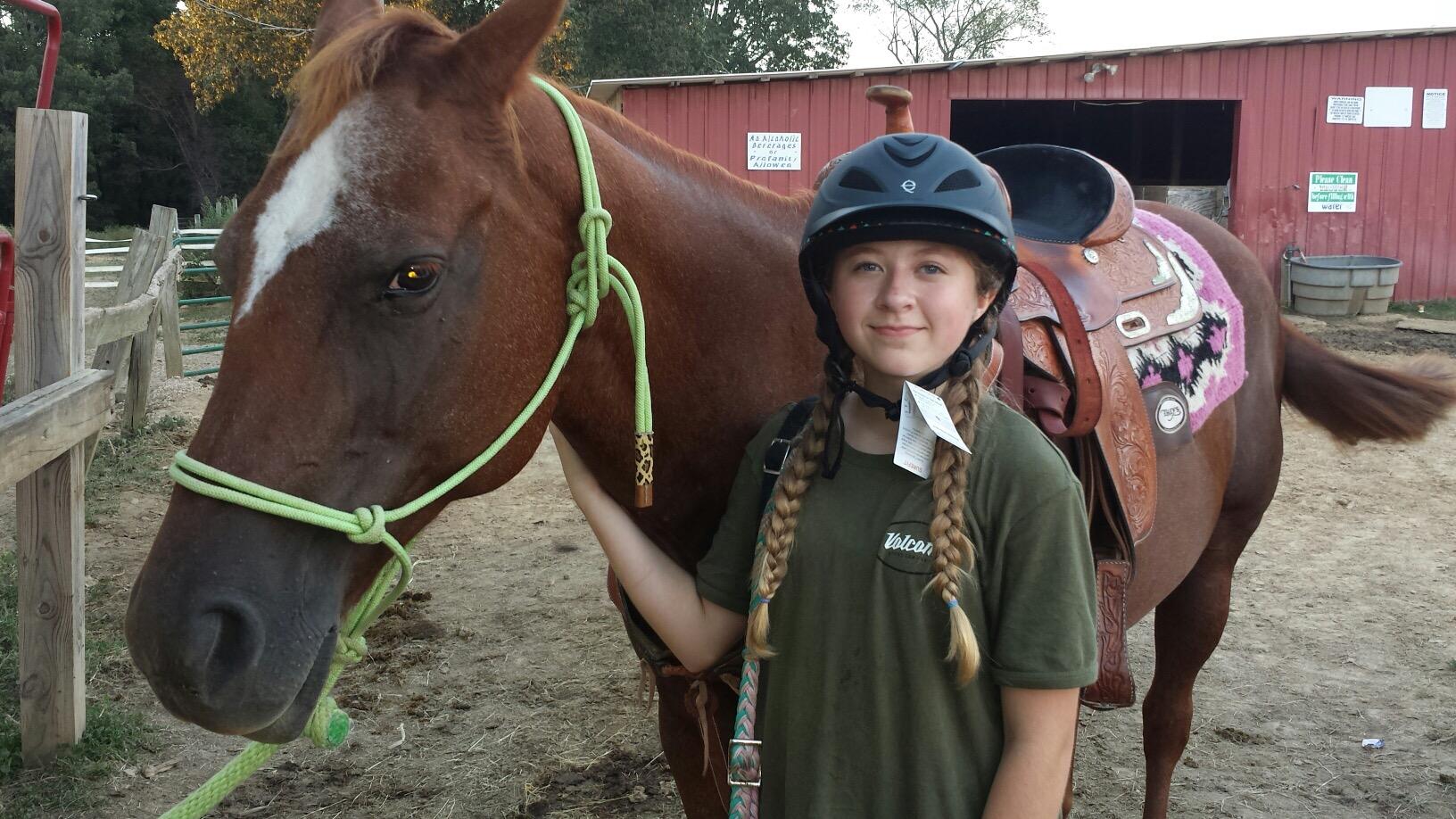 Troxel Rebel Aloha Horse Riding Helmet customer photo 1