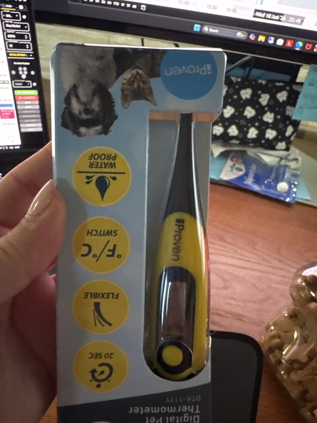 iProven Dog & Cat Thermometer for Fast and Accurate Fever Detection | Comfortable Flexible Tip, Waterproof Pet Thermometer, Quick Readings in 20 sec, Whelping and veterinary supply, DTK-117Y customer photo 1