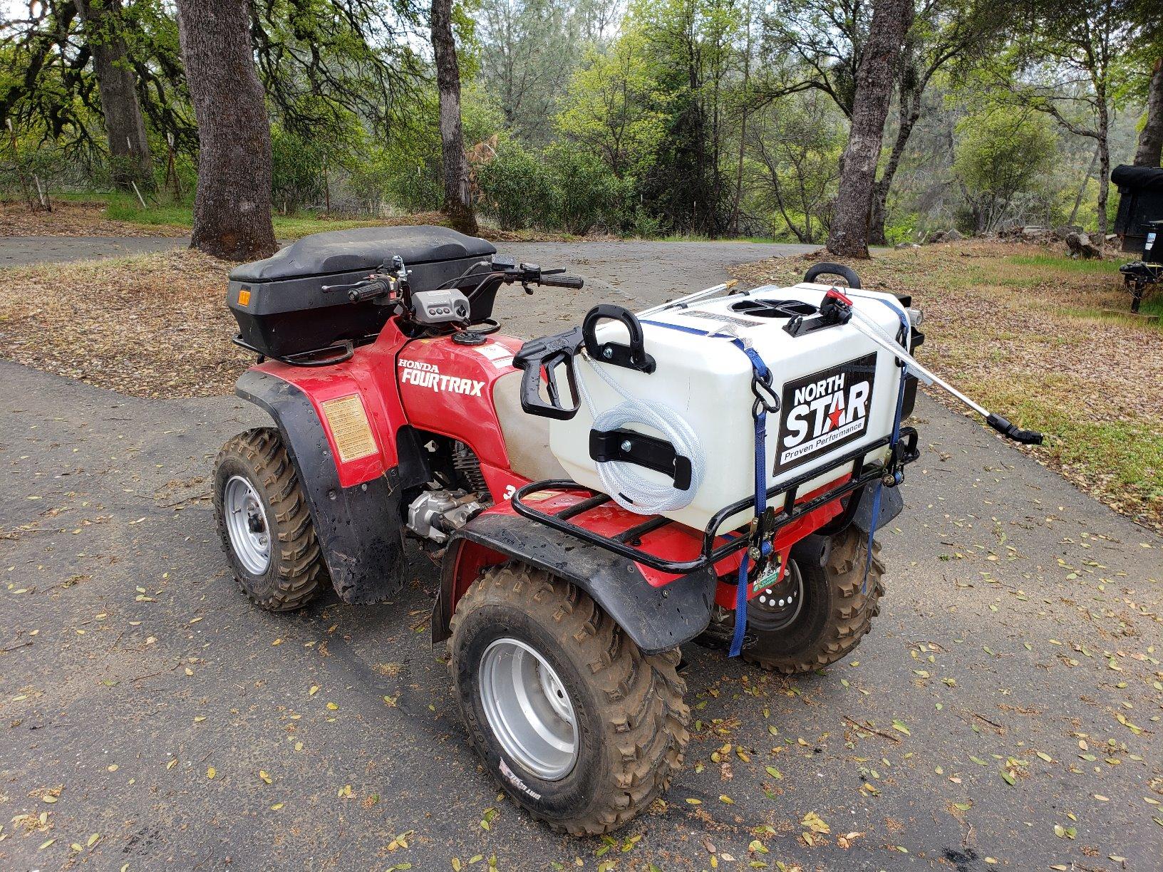 NorthStar ATV Boomless Broadcast & Spot Sprayer - 16-Gallon Tank, 2.2 GPM, 12V, 70 PSI, 14-Ft Spray Swath, NSQ Series On-Demand Pump customer photo 1