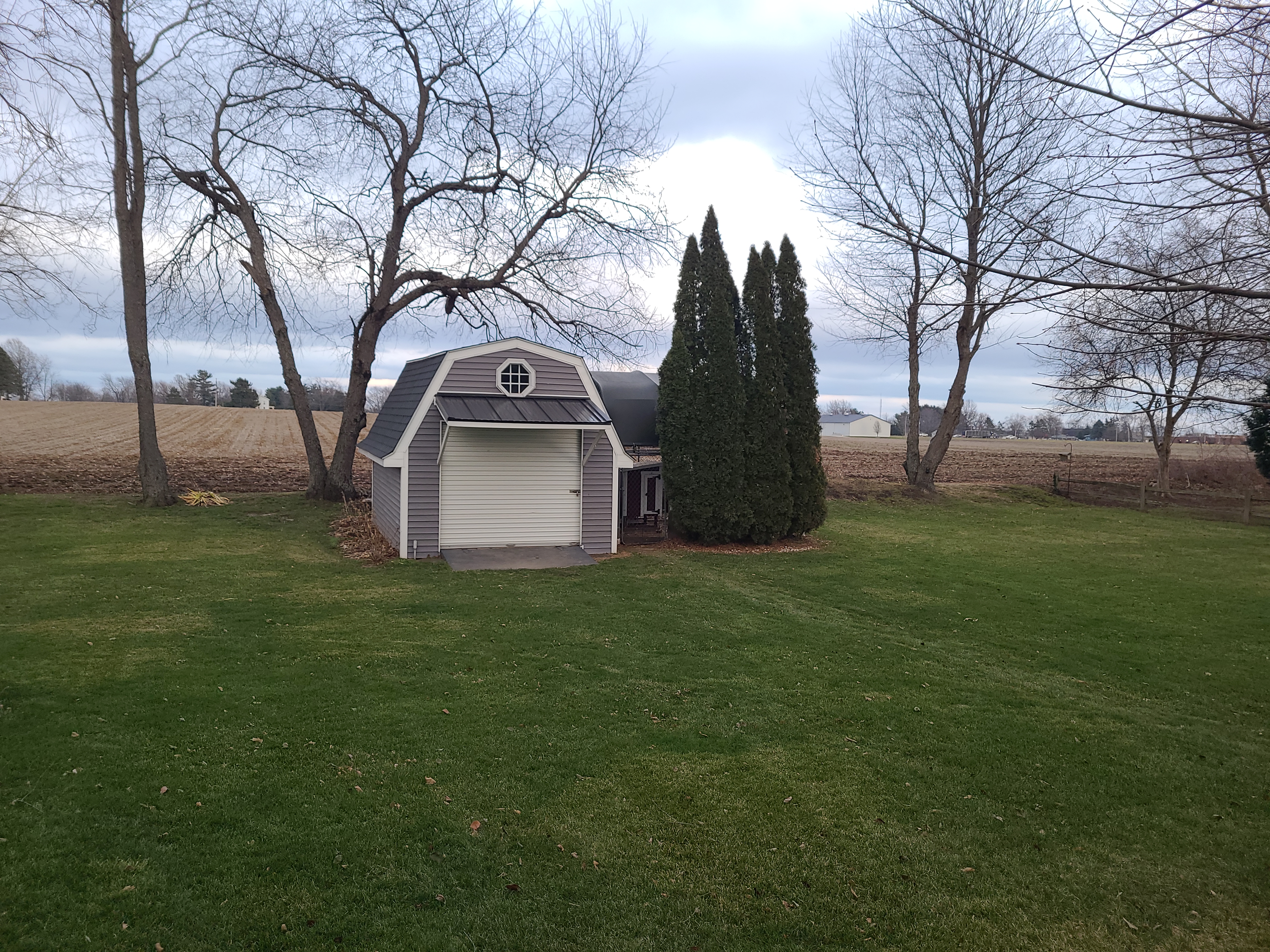 ShelterLogic 10' x 10' Powder Coated Green Corral Shelter Livestock Shade customer photo 2