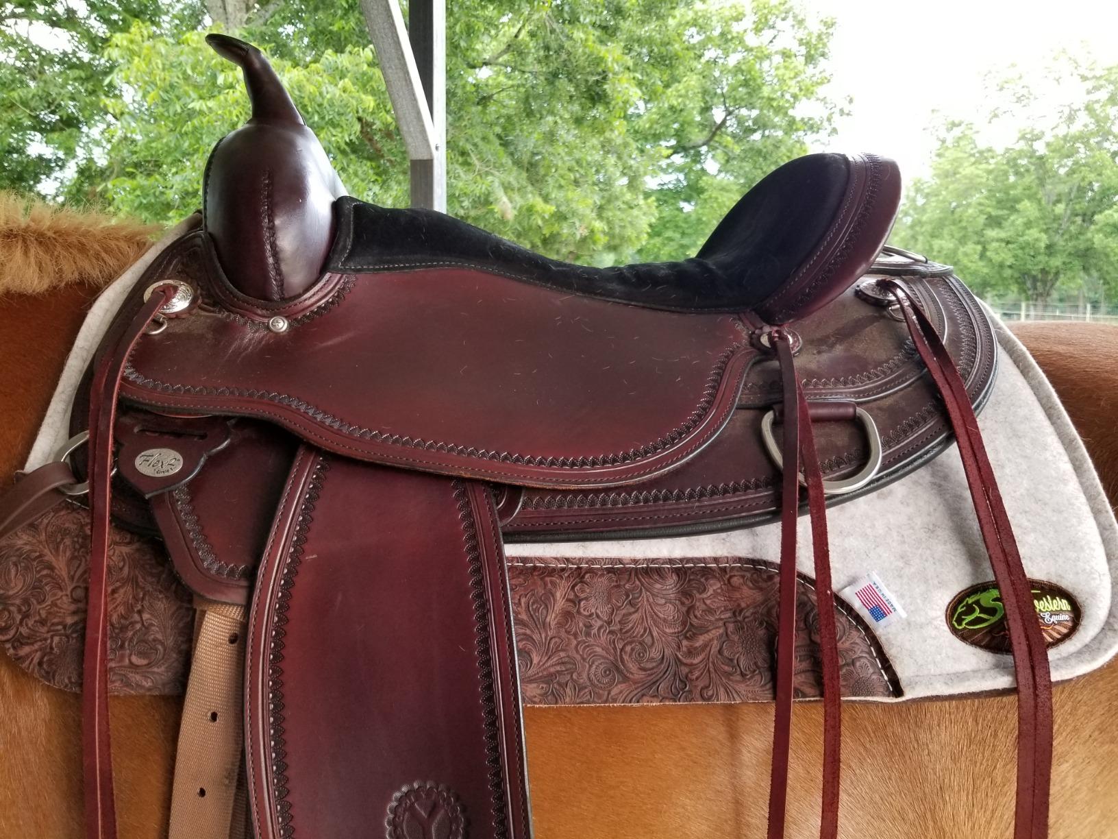 Southwestern Equine OrthoRide Made in USA Premium All Wool Build up, Saddle Pad Western, Classic Contour Saddle Pad, Ortho Pad Horse Saddle Pad, Saddle Blanket, 30x30 & 31x32 customer photo 2