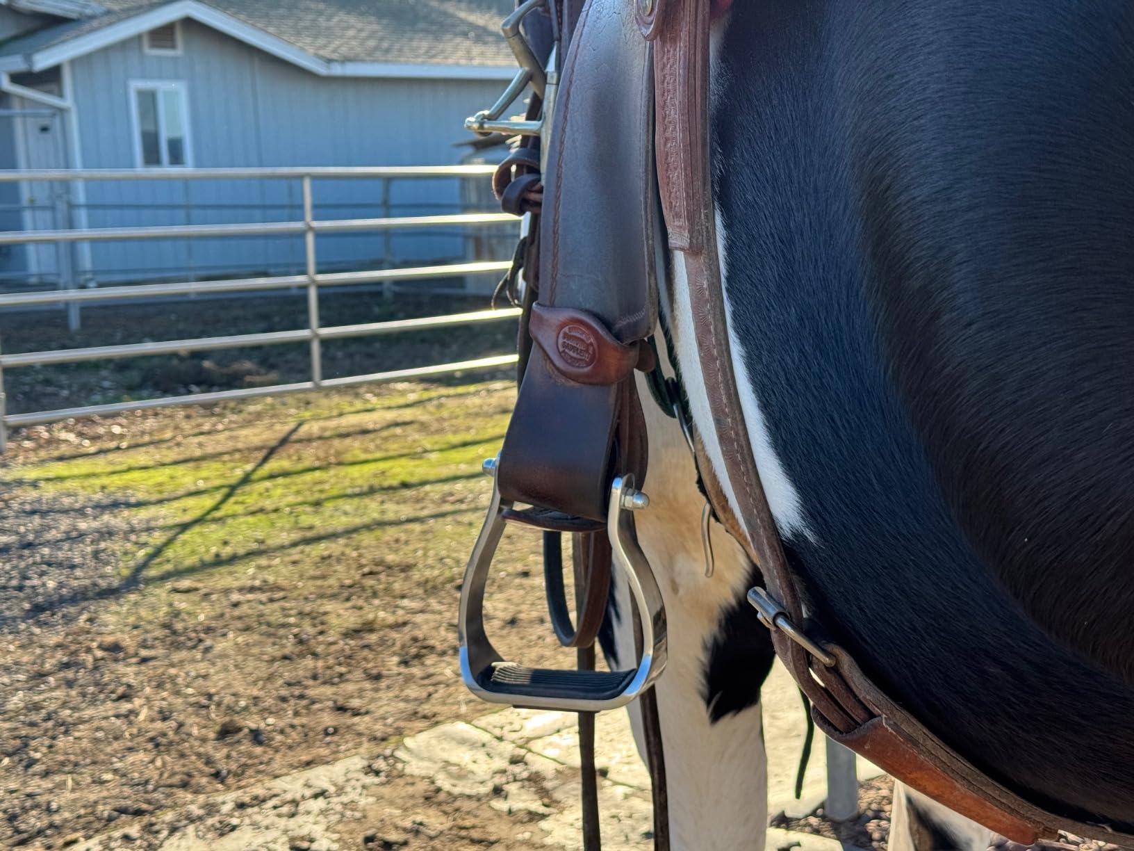 Tahoe Tack Angled Engraved Knee Relief Western Show Stirrups customer photo 1