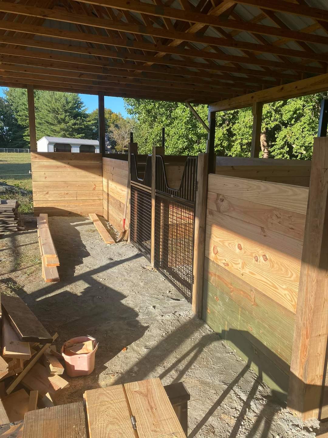Country Manufacturing Horse Stall 7FT Long Wall Channels Package of 6 customer photo 2