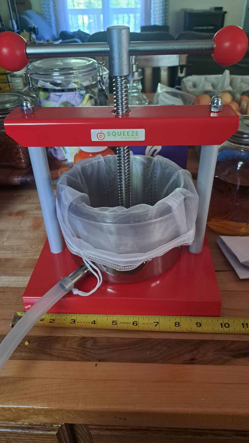 SQUEEZE master Cheese Tincture Herb Fruit Wine Manual Press -0.53Gallon/2 Litre-Power Ball Handle-Stainless Steel & Iron for Juice, Cider, Wine, Olive Oil customer photo 1