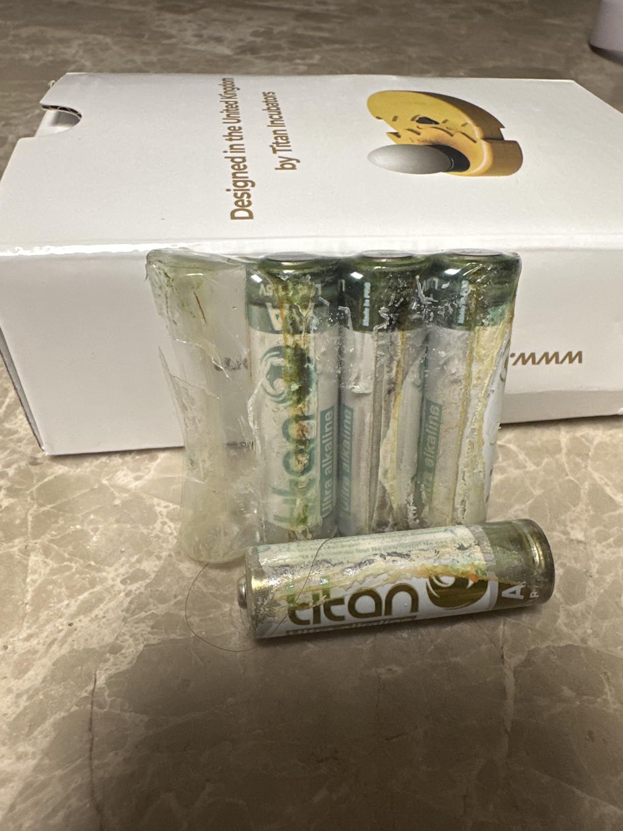 Titan Incubators Ultrabright Chicken Egg Candler/Egg Candling - Battery Powered customer photo 2