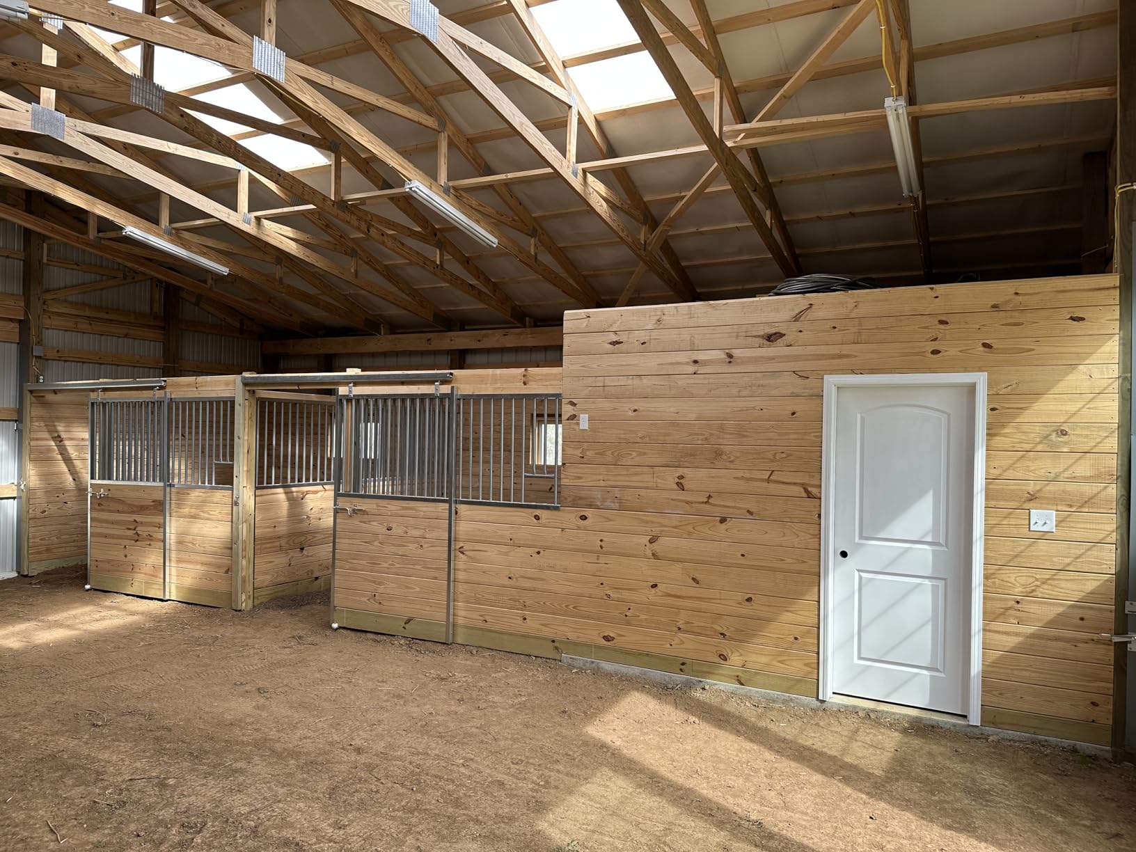 12 ft Galvanized Horse Stall Front Kit with Feed Opening (Lumber NOT Included) customer photo 1