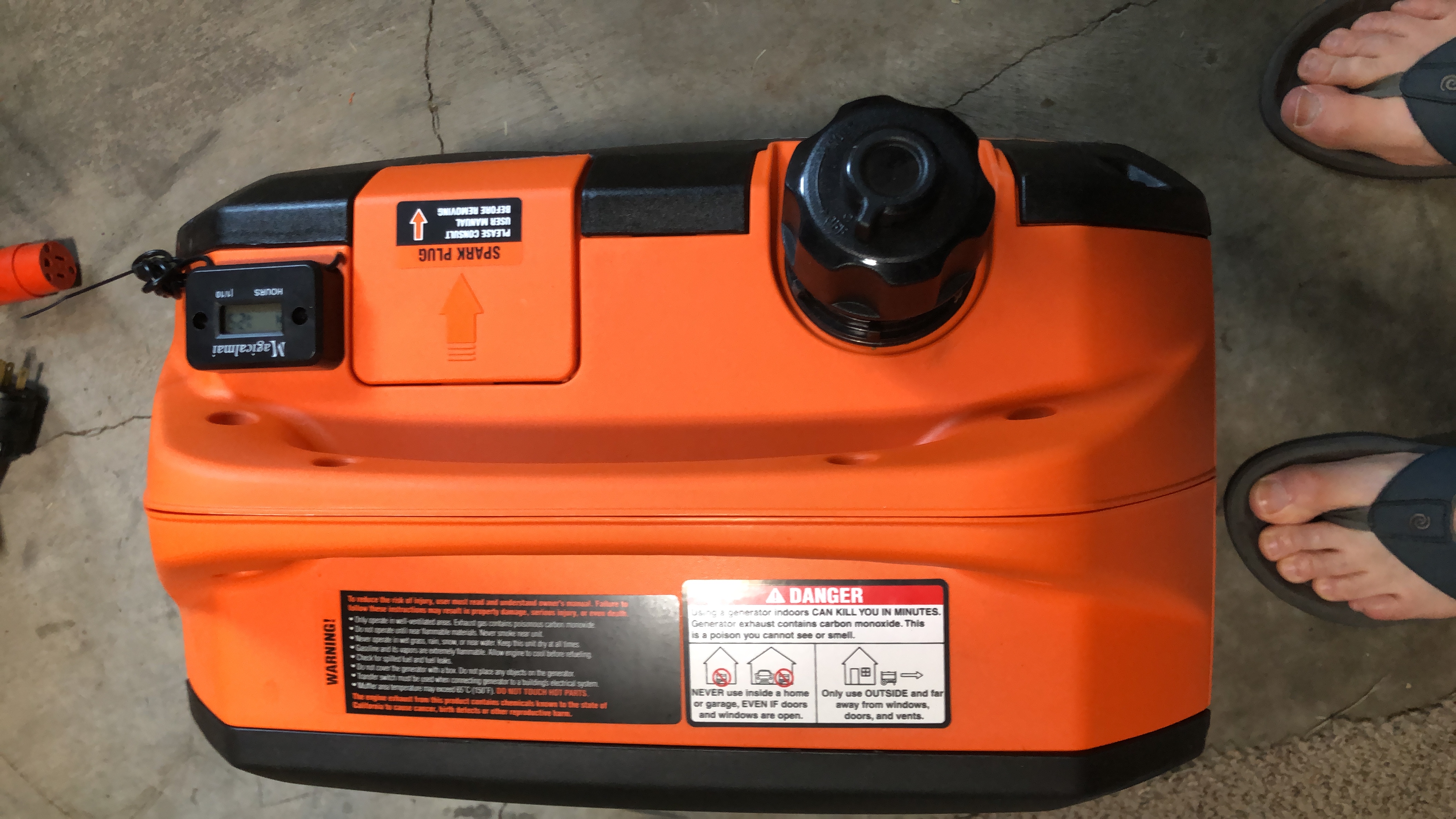 WEN Super Quiet 2350-Watt Portable Inverter Generator with Fuel Shut Off, Gasoline Power, Ultra Lightweight (56235i) customer photo 2