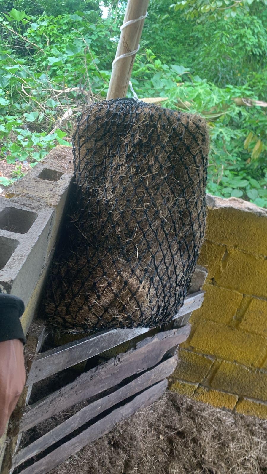 Bloomoak Slow Hay Net Feeder for Horses, Durable Soft Black PE 2/3 String Hay Bales Bags, Fit 36x18x18 to 47x25x17 Inches, Extends 50-64 Inches (2 1.6