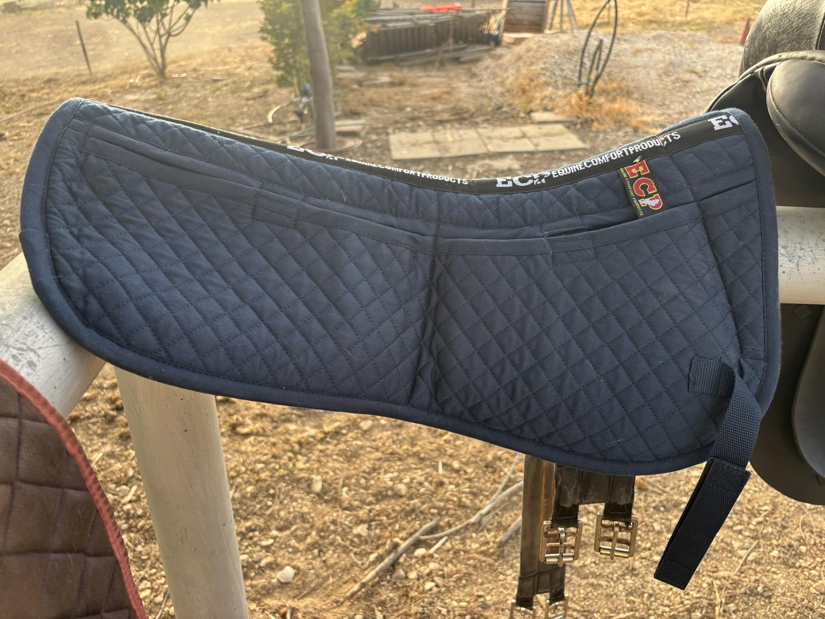 ECP Equine Comfort Products Adjustable Shock Absorbing Memory Foam Half Saddle Pad, Injury Prevention & Pressure Relief, Customizable Fit, Breathable for All Riding Styles customer photo 1