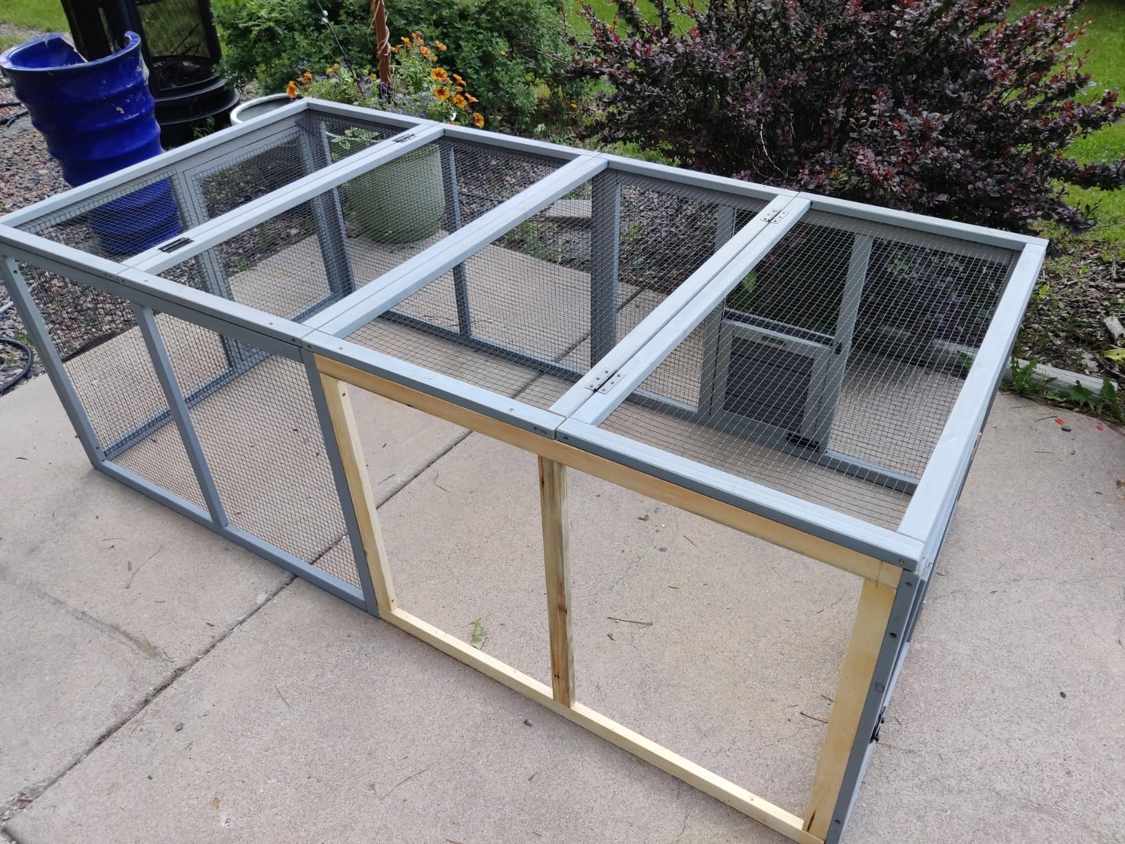 GUTINNEEN Chicken Coop Outdoor Hen House Duck Coop Rabbit Hutch Wooden Poultry Cage with 3 Perches, 2 Sides Large Nesting Boxes customer photo 2