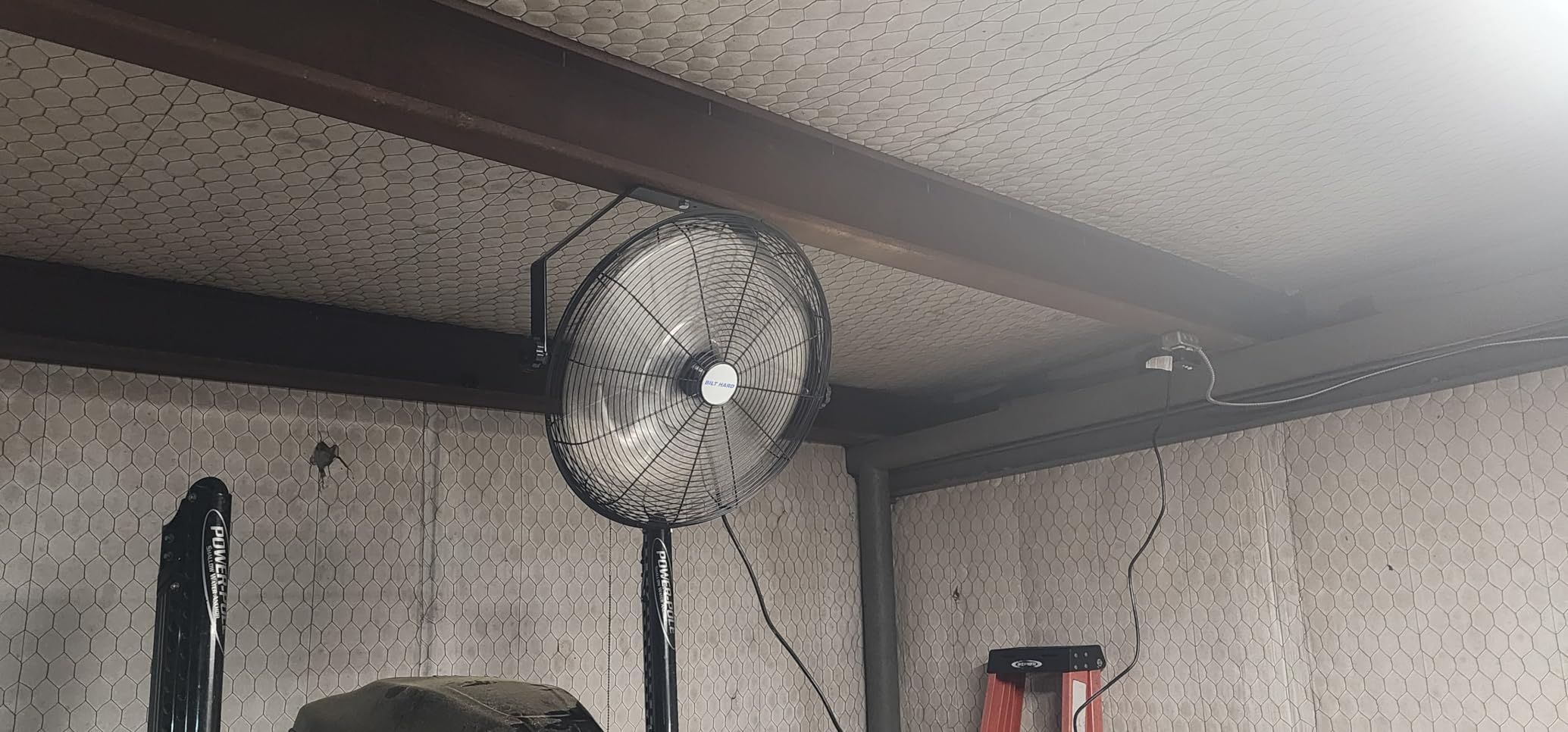 BILT HARD 5400 CFM 20 in. Outdoor Wall Mount Fan, 3-Speed Waterproof Wall Fan Industrial Grade High Velocity Outdoor Fans for Patio, Commercial, Garage, and Gazebo Use- UL Listed customer photo 2