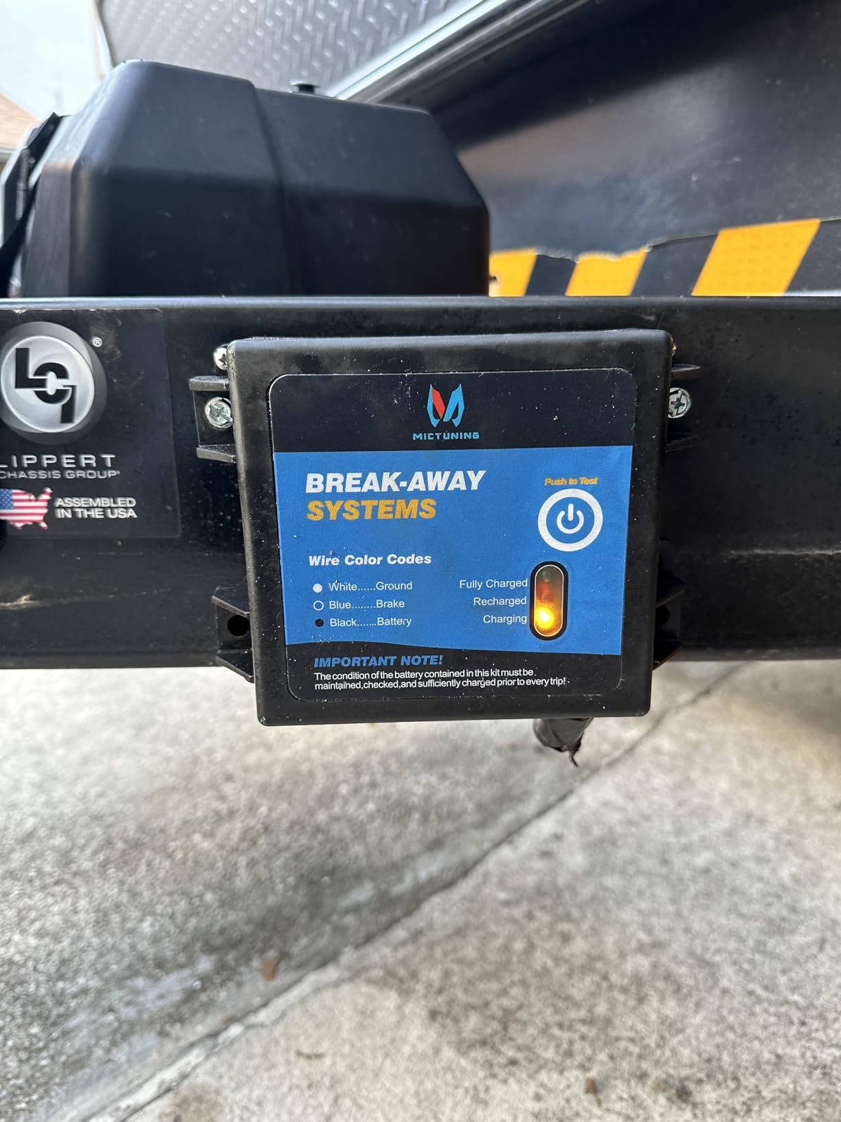 MICTUNING Trailer Brakes Breakaway Kit with Charger - 12V 5AH Brake kit Built-in Battery, LED Indicator, Waterproof Switch - Easy Install for RV, Towing Trailers, Caravans customer photo 1