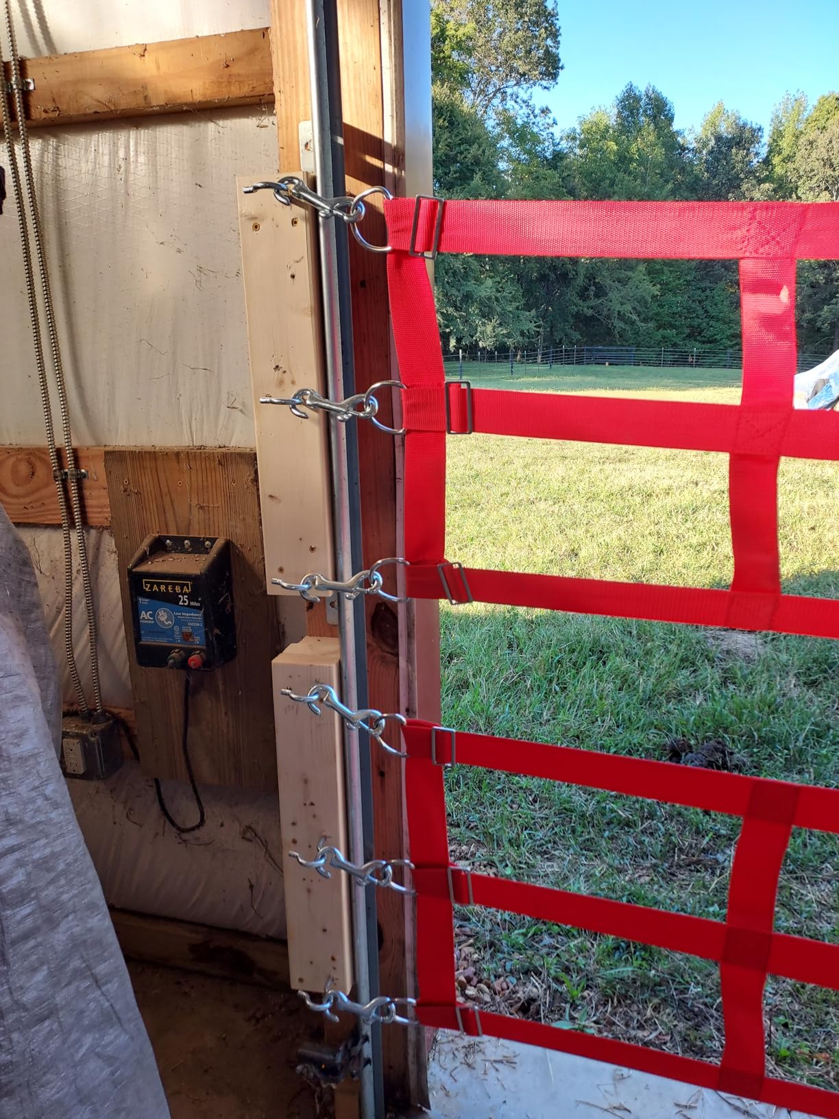 Country Pride Barn Door Guards, Heavyweight 2-Inch Polypropylene Webbing, Adjustable Length, Stainless Steel D-Ring Ends, Open-End Snaps, Stall Safety and Ventilation (12', Blue) customer photo 2