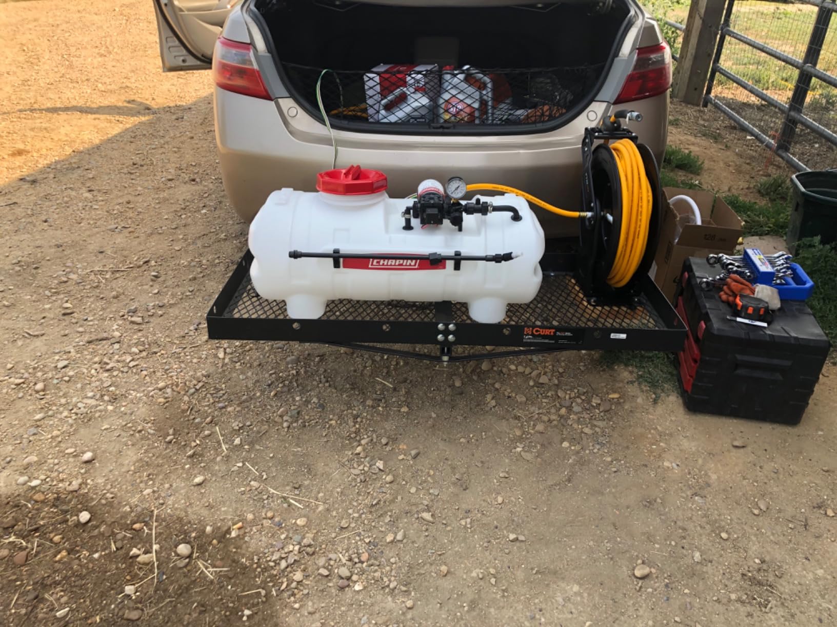 Chapin 97214 Made in The USA 25-Gallon 2.5GPM/12V EZ Mount Deluxe Multi-Purpose ATV/UTV Tank Sprayer with 2-Nozzle Spray Boom Attachment customer photo 1