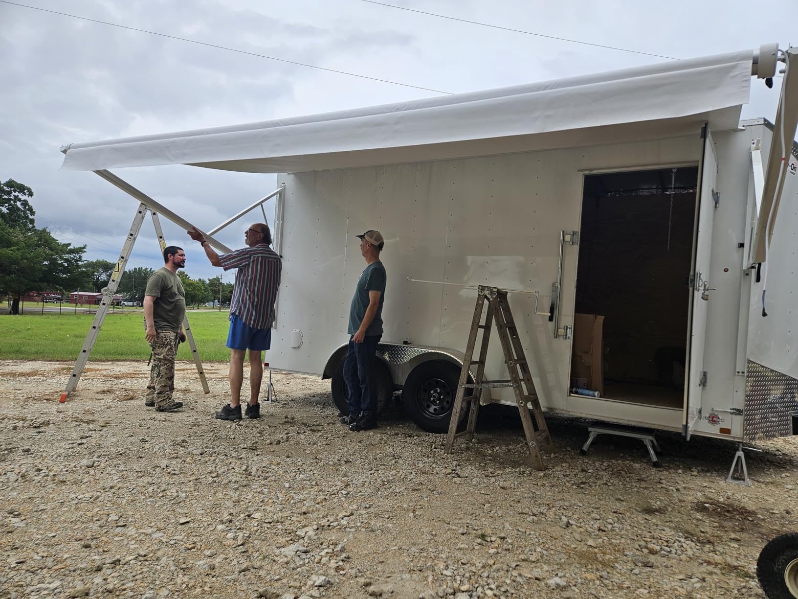 Suncode RV Awning for RV&Camper-Motorized RV Awning, Electric Camper Awning Complete Kit-16x8Ft-White Frame & Silver Fade customer photo 1
