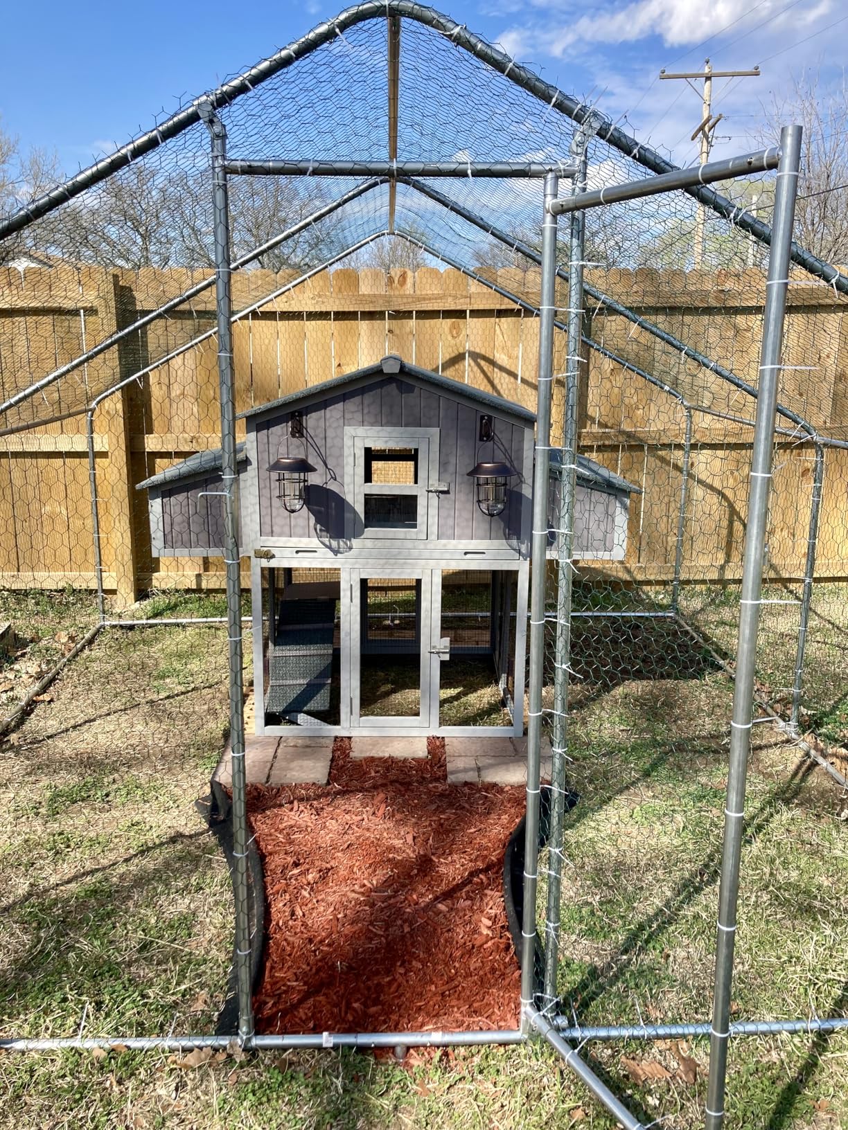 GUTINNEEN Large Chicken Coop with Durable Wheels for 8-10 Chickens, 68.1