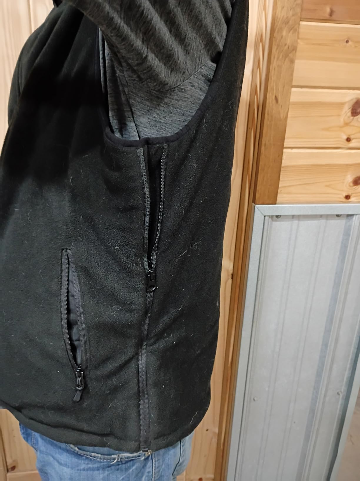 Heated Vest with Battery Pack Included, Smart Vests | Warming Polar Fleece, Unique Side Zipper, Fast Charging Battery, Overheating Protection, Fast Heating Sheets, 6 Heating Zones customer photo 2