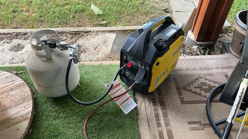 Champion 4000-Watt Dual Fuel RV Ready Portable Inverter Generator customer photo 1