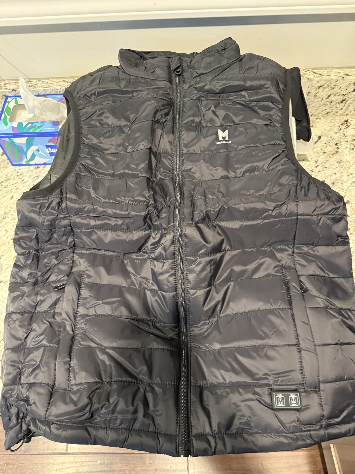 MRAWARM Heated Vest, Lightweight Electric Heated Vest for Men Women wiht 6 Heating Zone and 3 Temperature customer photo 1