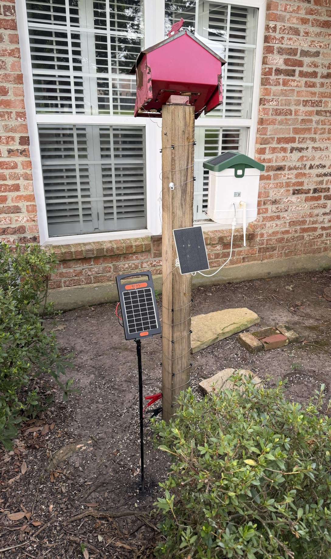 24-Hour Solar Electric Fence Charger, 10 Miles, Up to 10200v Output Range Electric Fence Charger, 0.18J Portable Energizer with Solar Panel for Livestock & Predator Protection customer photo 1