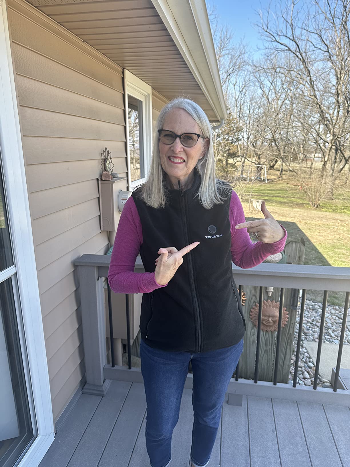 Venustas Women's Fleece Heated Vest with Battery, Lightweight Electric Heated Coat customer photo 2
