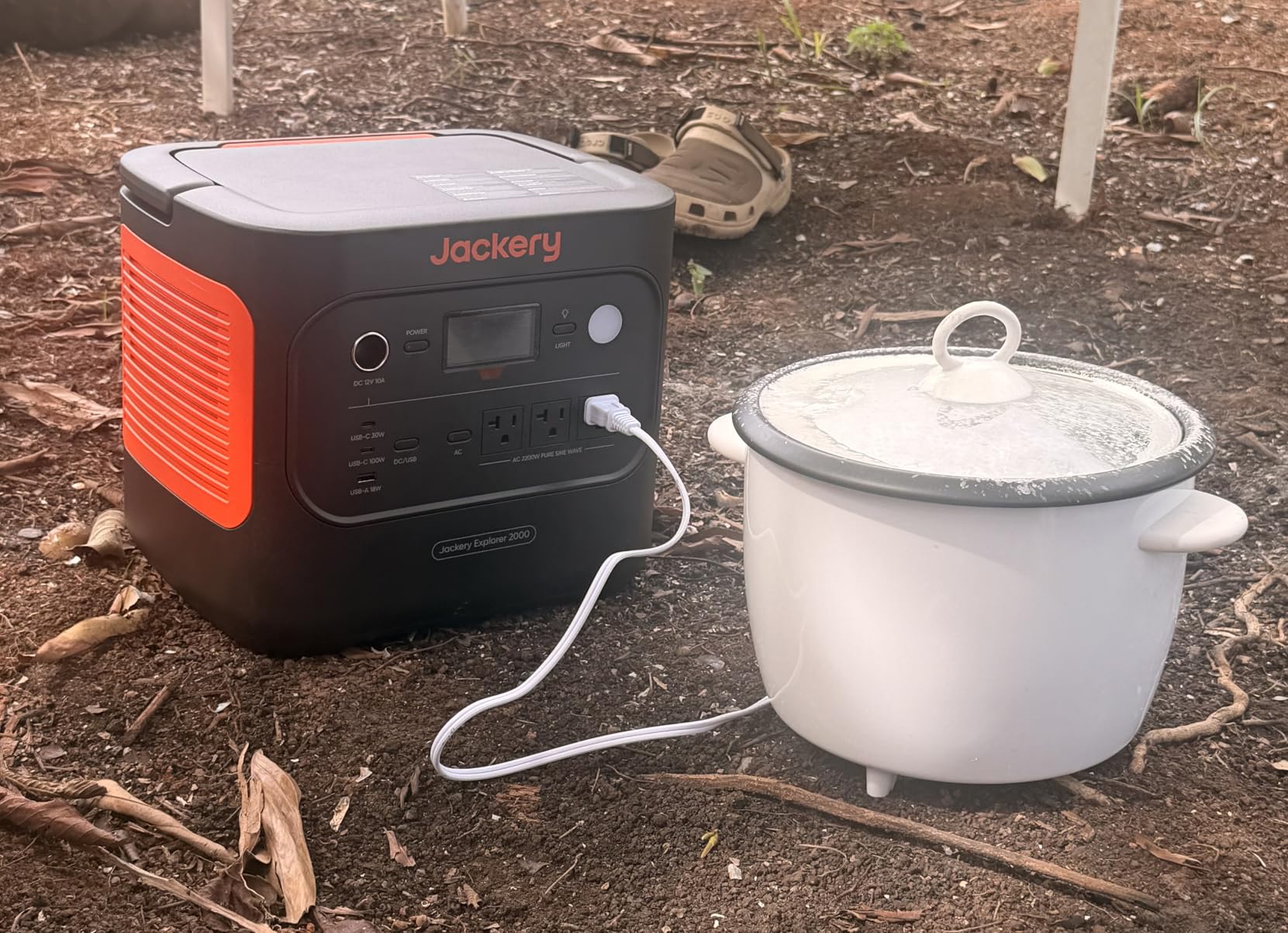 Jackery Explorer 2000 v2 Portable Power Station, 2042Wh, 2200W AC Output customer photo 1