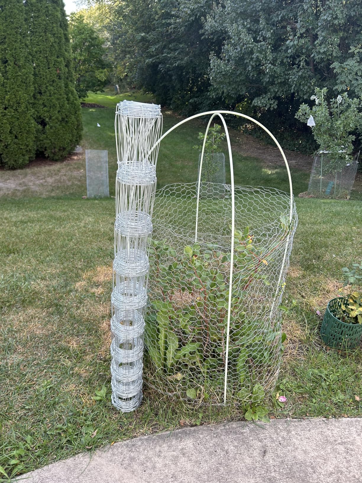 Farm Fence, 4ft X 164ft Wire Fence, Goat Cattle Deer Livestock Fence, Galvanized Woven Hog Wire Fencing,Fencing for Yard and Animals Protection customer photo 2