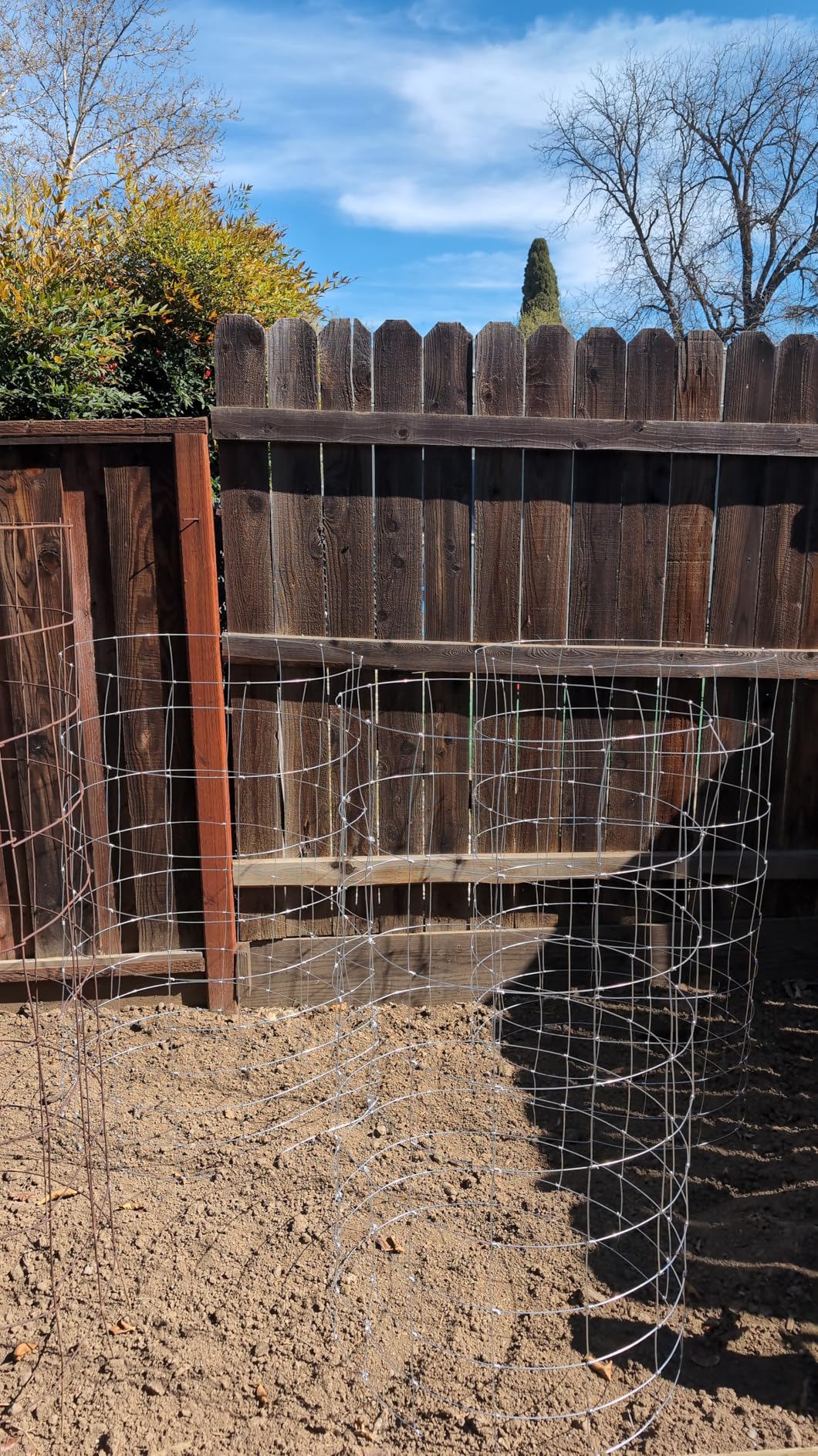 4 x 30ft Galvanized Farm Fence, Fixed Knot Woven Wire Fence 16Ga | for Sheep Dog Panel Plant Garden Flower Bed and Field Protection customer photo 2