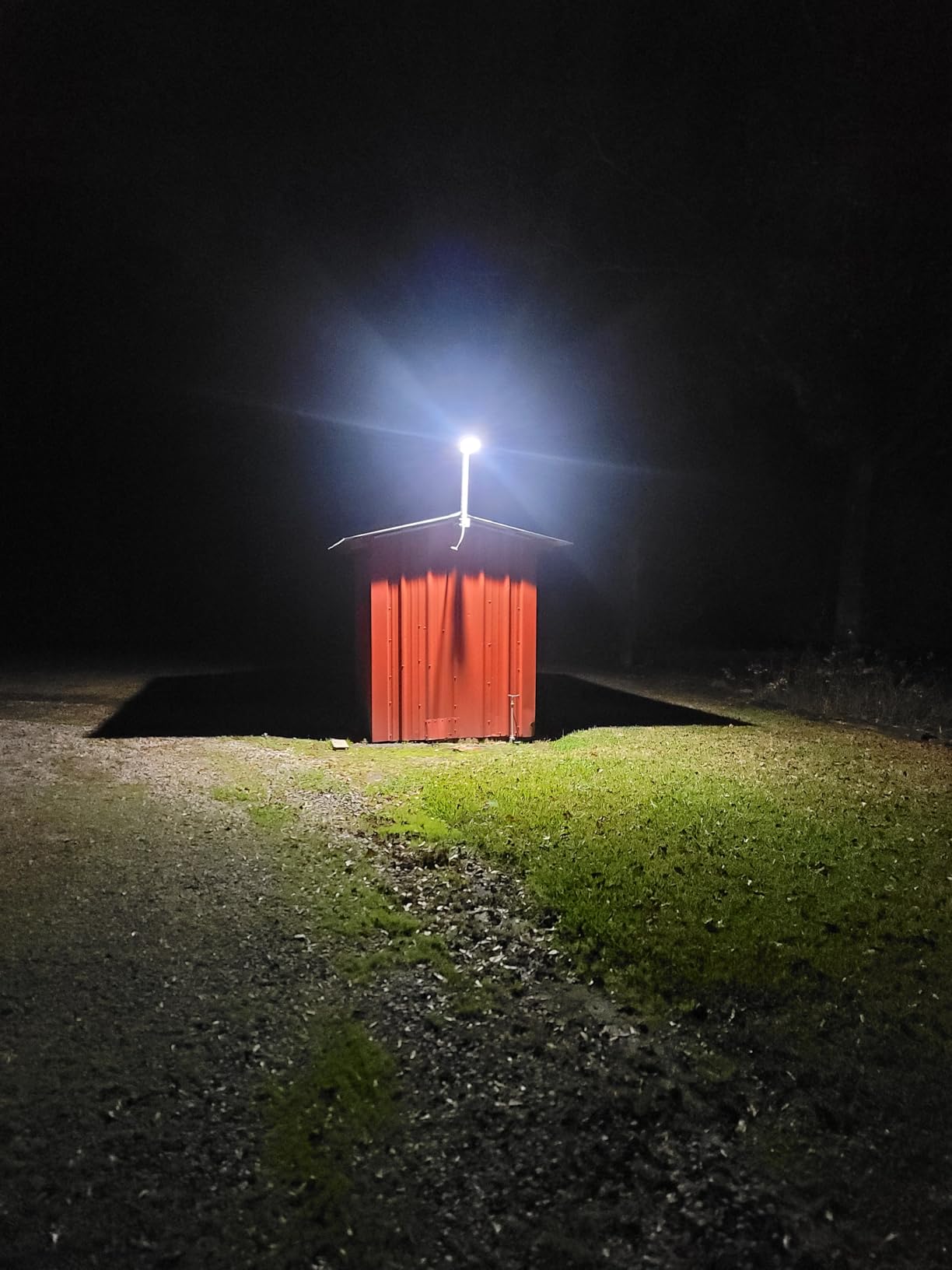 Olafus 170W LED Barn Light, Dusk to Dawn Outdoor Lighting with Photocell, 22000LM Brightness Area Street Outdoor Lights Fixture, IP65 Waterproof 6500K Daylight Exterior Security Flood Lights customer photo 1