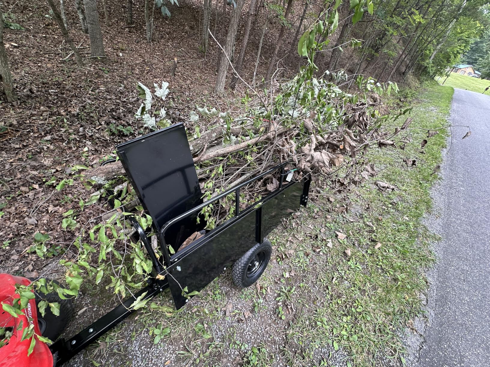 VEVOR 22 Cu.Ft 1600Lbs Steel ATV UTV Trailer Tow Behind Dump Cart, Heavy Duty Pull Behind Utility Dump Trailer for Lawn Mower Trailer Tractor Garden Yard with Removable Rear Panel customer photo 2
