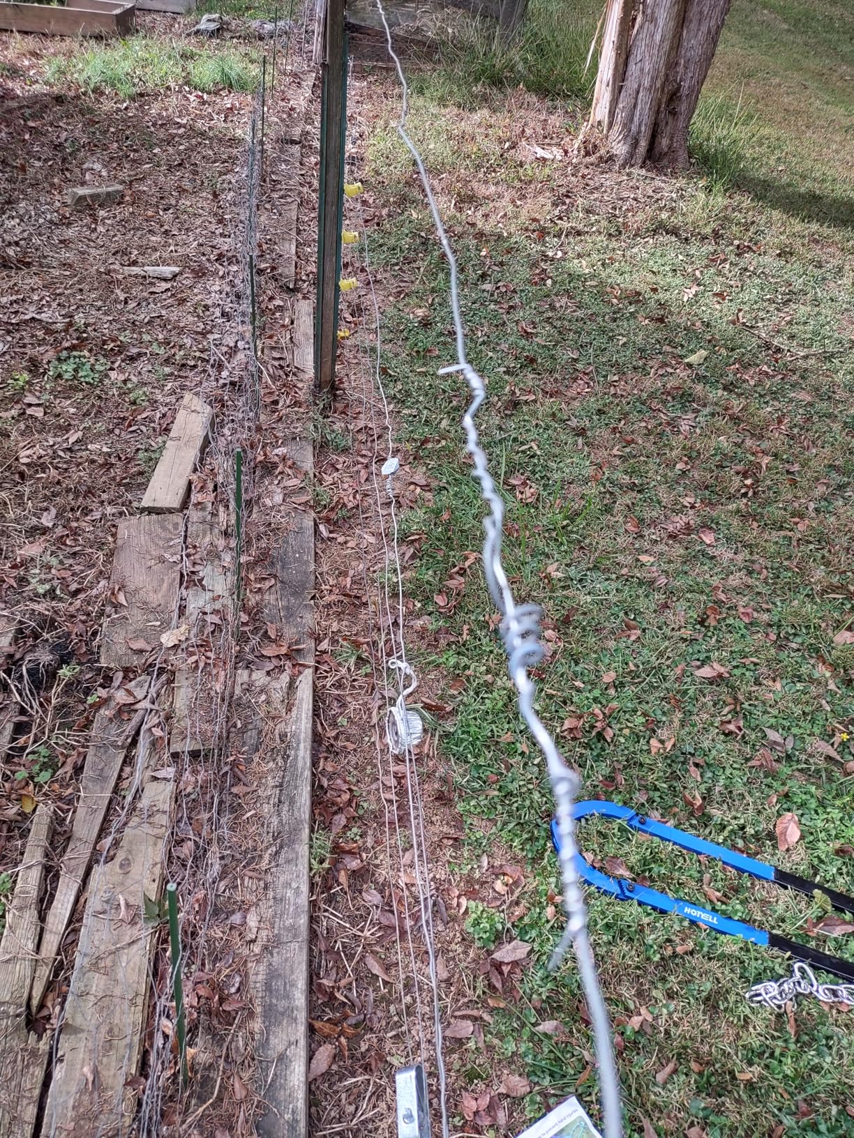 Fence Wire Fixer, Heavy Duty Barbed Wire Stretcher and Tightener | High-Carbon Steel, Serrated Grip, Rubber Sleeve, Fencing Repair Tool for Plain, Barbed and Electric Wire in Farm Ranch Garden customer photo 1