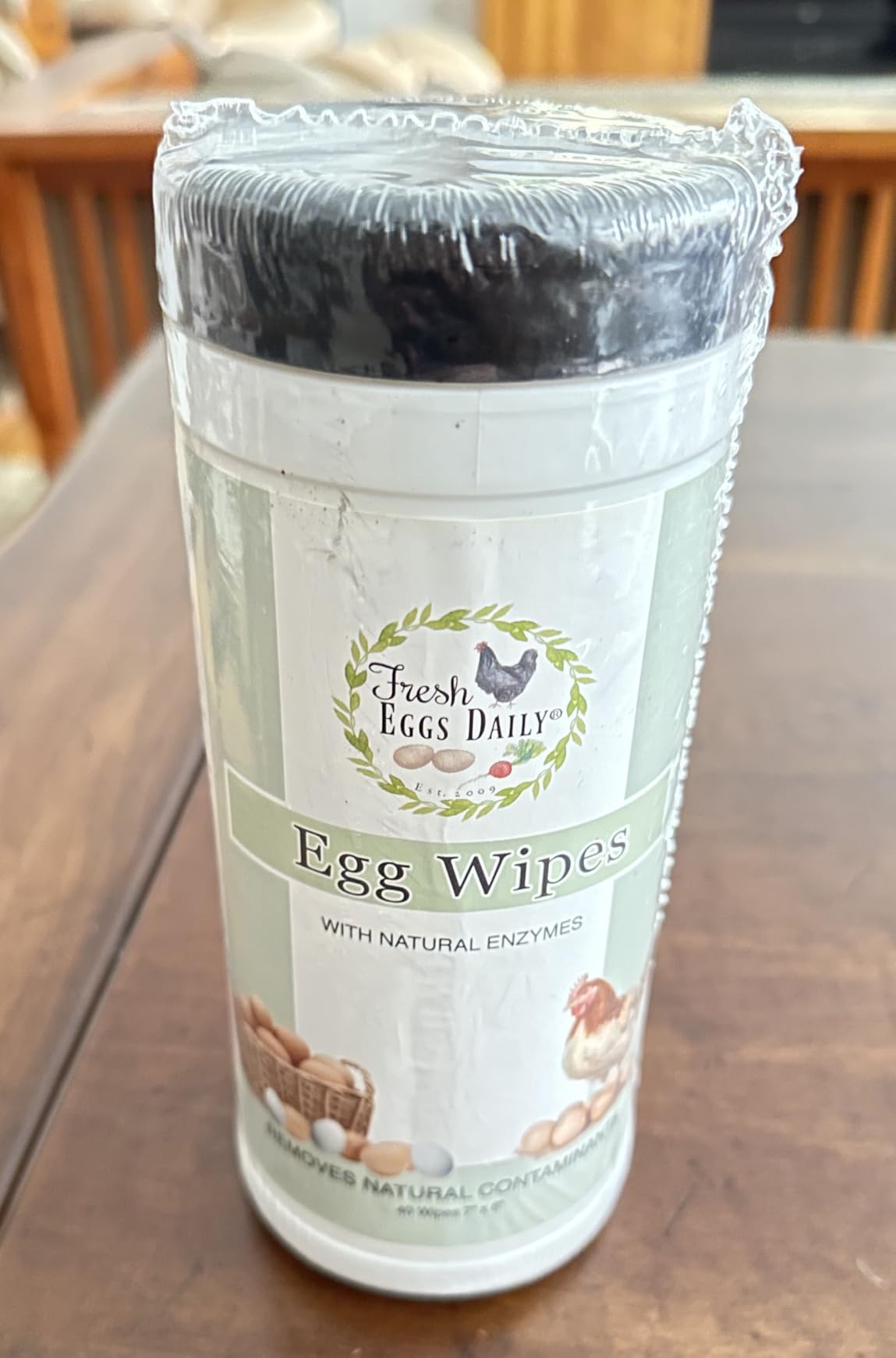 Fresh Eggs Daily Egg Wipes - Enzyme-Based Egg Cleaner for Backyard Chickens, No Rinse Needed, Natural Enzyme Formula - Natural Cleaning Wipes (2-Pack) customer photo 1