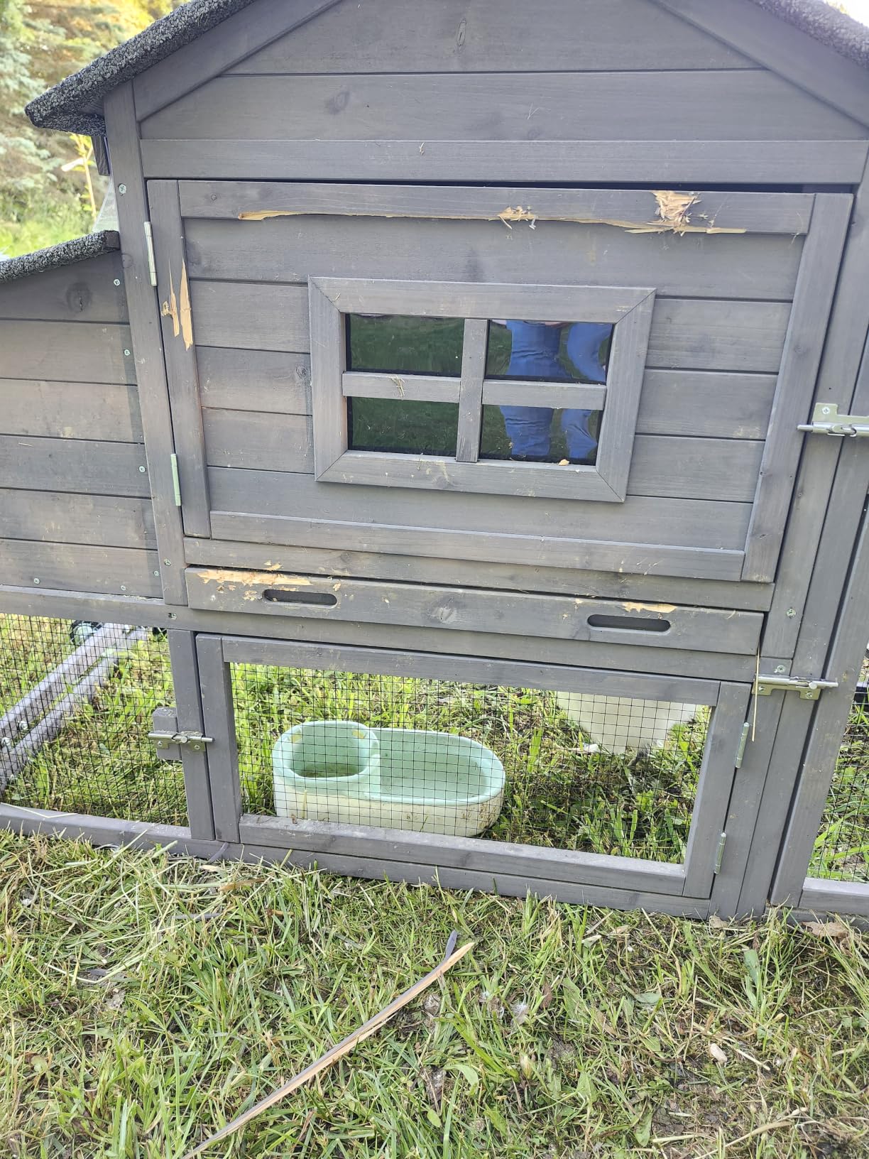 Aivituvin Chicken Coop with Run and Wheels, Mobile Outdoor Hen House Wooden Poultry Cage with Waterproof Roof (Brown, AIR23) customer photo 1