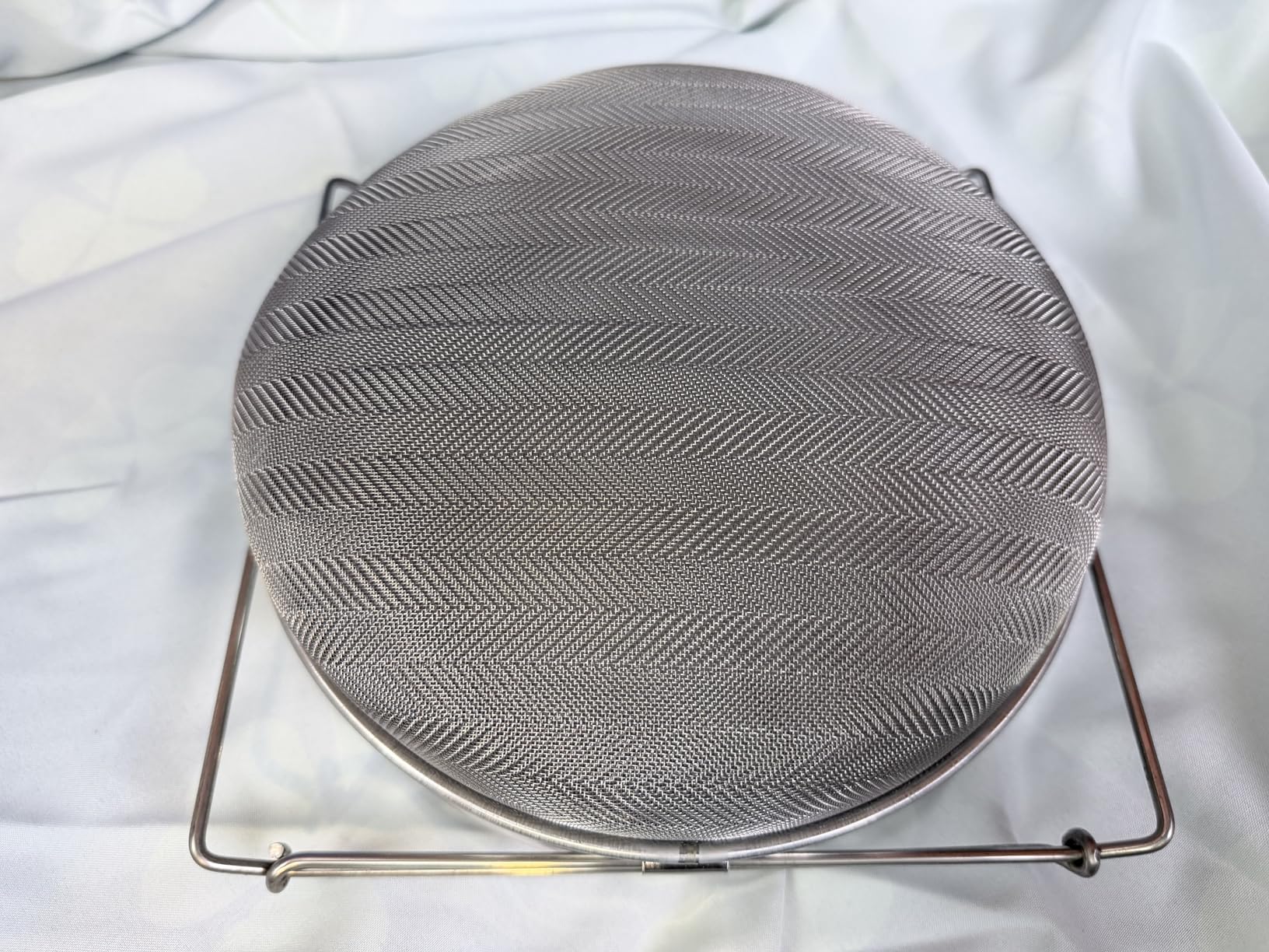 BeeCastle Double Sieve Honey Strainer, Stainless Steel Honey Strainer Honey Filter Honey Extractor Equipment for 5 Gallon Bucket, Honey Harvesting Tool for Beekeeping customer photo 1