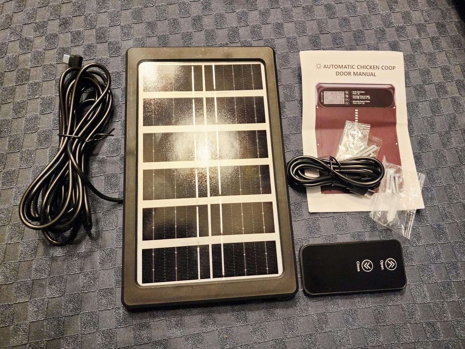 Automatic Chicken Coop Door Solar Powered, LCD Screen Electric Auto Chicken Coop Door with Timer & Light Sensor, Aluminum Rechargeable Auto Chicken Door Opener with Remote Control & 4 Modes customer photo 1