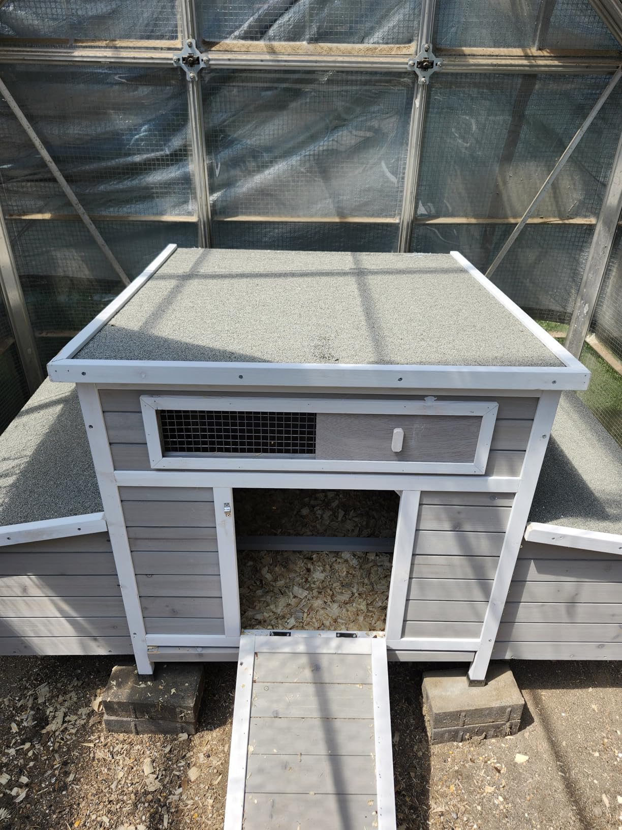 Chicken Coop, Large Chicken Coop for 4-6 Chickens with 6 Nesting Boxes, Wooden Outdoor Hen House with Pull-Out Tray for Backyard, Easy-Clean,Weatherproof Poultry Chicken Cage customer photo 1