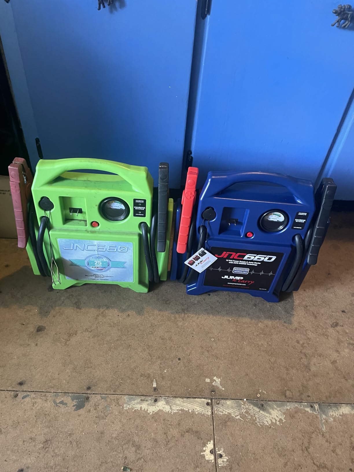 Clore Automotive Jump-N-Carry JNC660 1700 Peak Amp 12 Volt Jump Starter, Blue customer photo 1