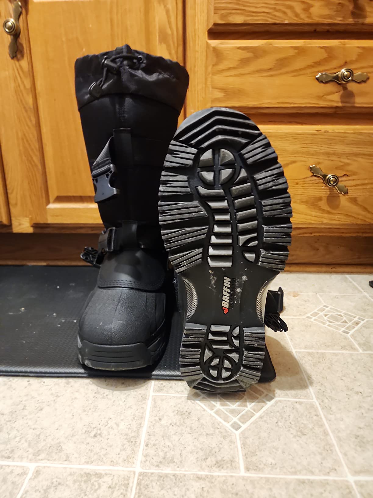 Baffin Impact Men's Boots - Extreme Cold Mid-Calf, Snowshoe Compatible customer photo 1