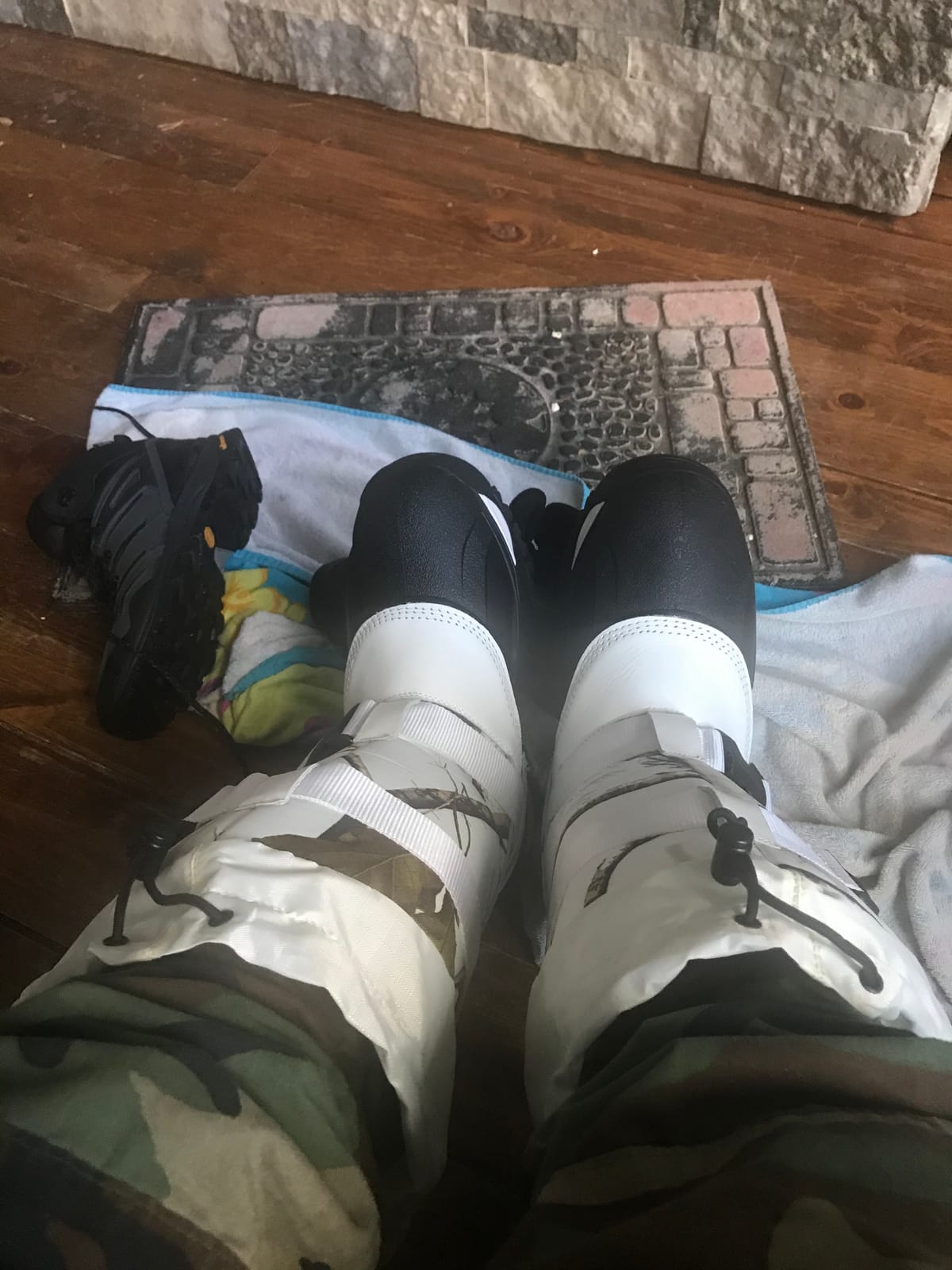 Baffin Impact Men's Boots - Extreme Cold Mid-Calf, Snowshoe Compatible customer photo 2