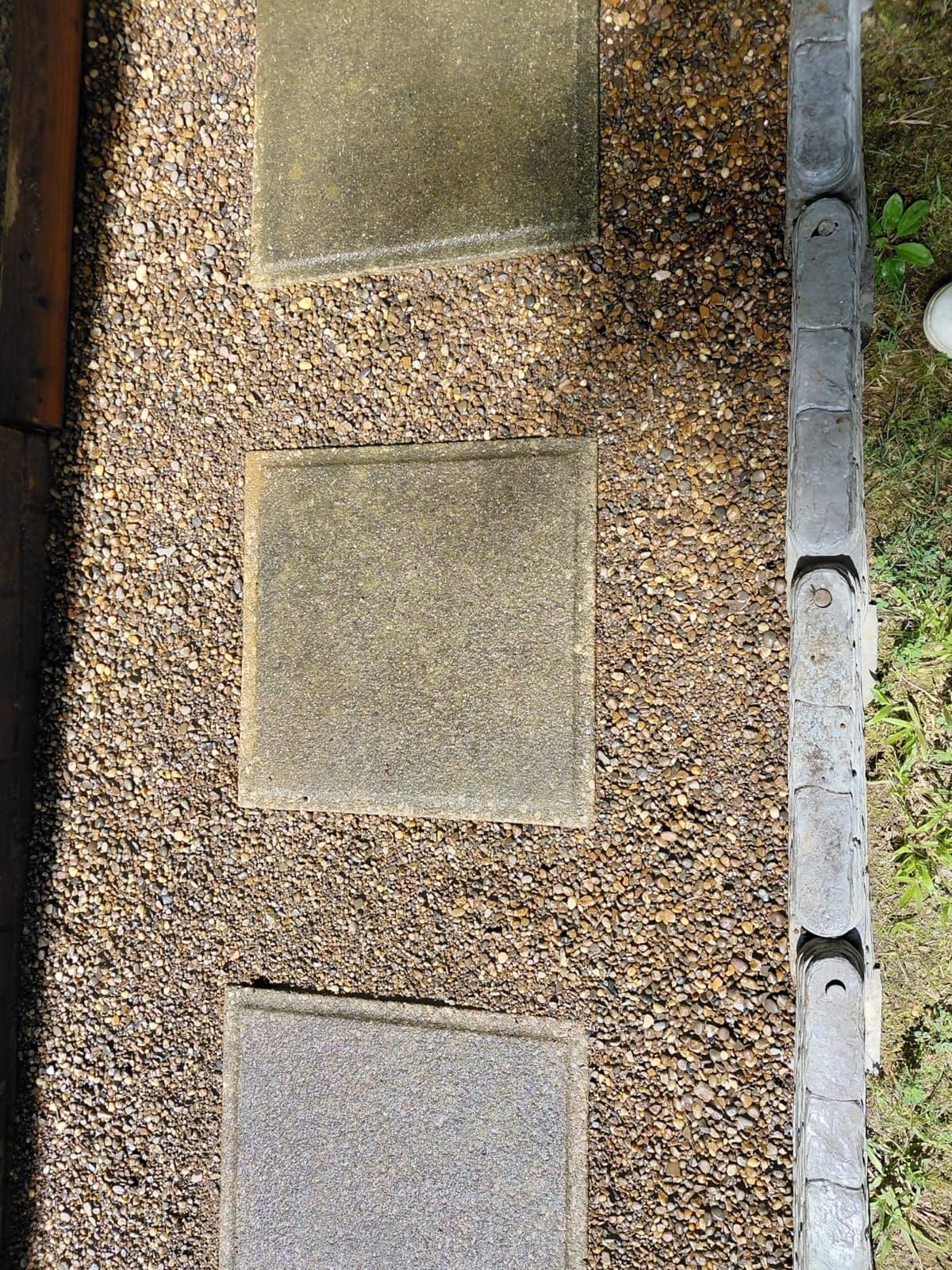 Emsco Group 2032HD Bedrocks Trim-Free Gray, 20 Feet - Natural Stacked Slate Design Garden Lawn Edging customer photo 2