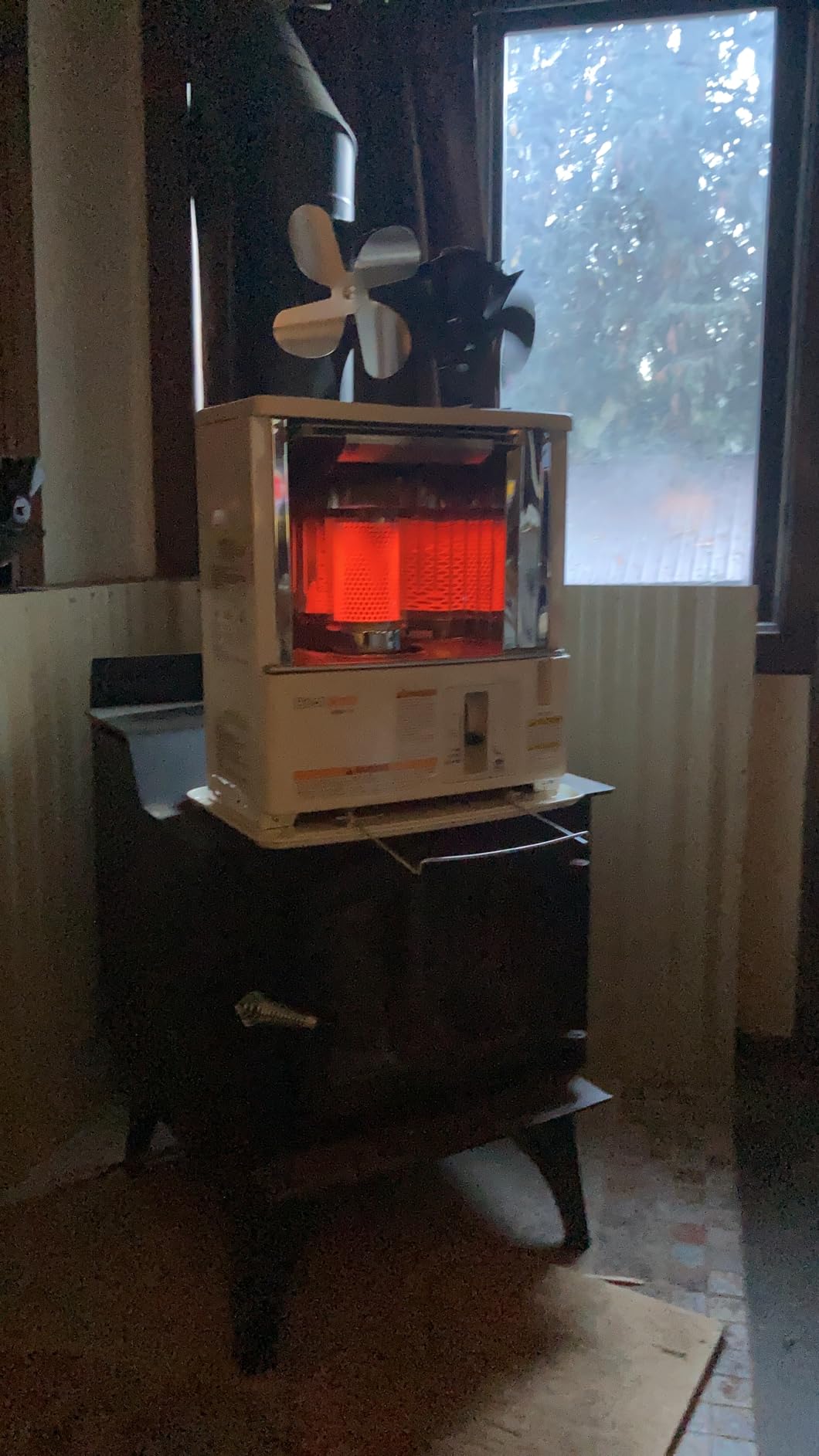 Sengoku HeatMate Portable Kerosene Heater, 10,000 BTU, Cordless, White | Heats Up to 400 Sq Ft, 1.2 Gal Tank, Up to 14 Hr Burn Time, Automatic Safety Shut-Off, Tip-Over Switch, Push-Button Start customer photo 2