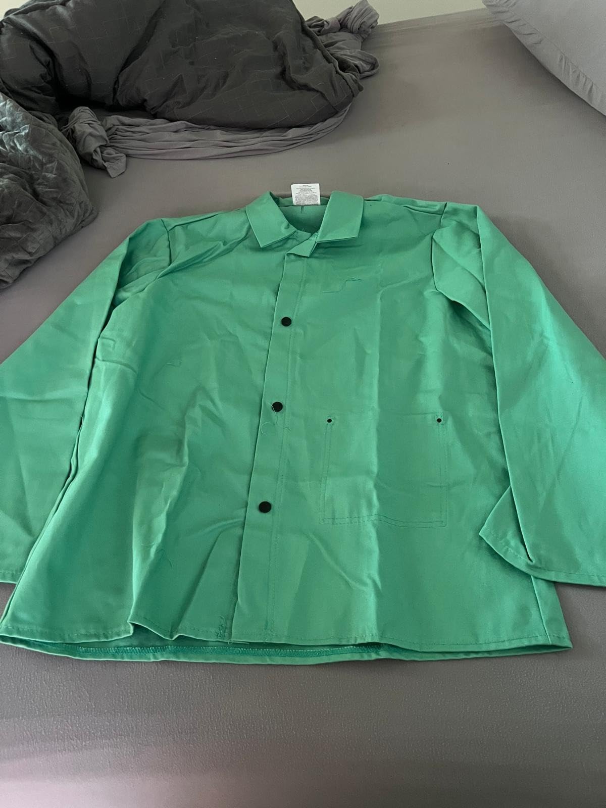 MAGID SparkGuard Flame Resistant Green Welding Jacket | 9 oz. Lightweight 100% Cotton Sateen | ASTM D6413 | Men's | 1830 customer photo 2